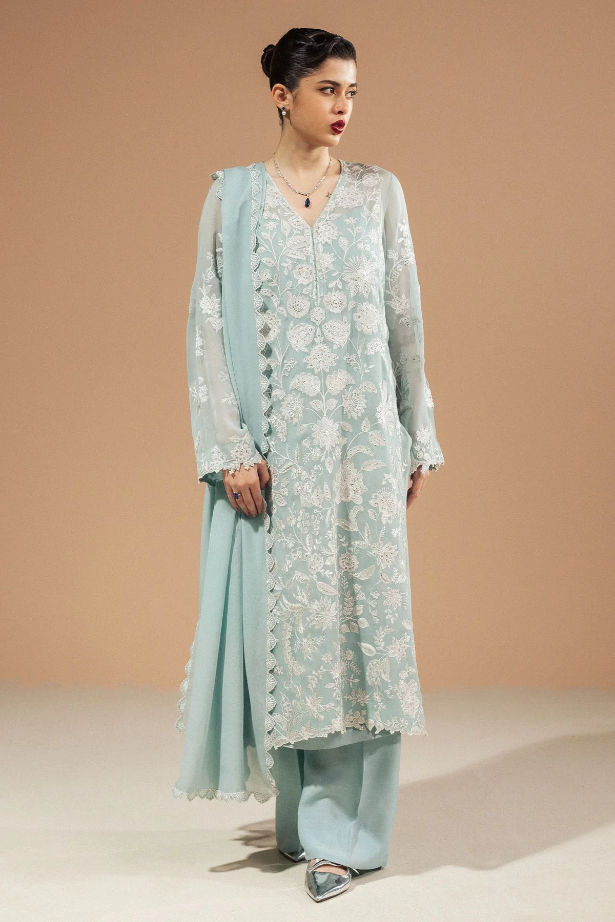 ZARA SHAHJAHAN ( Pret )