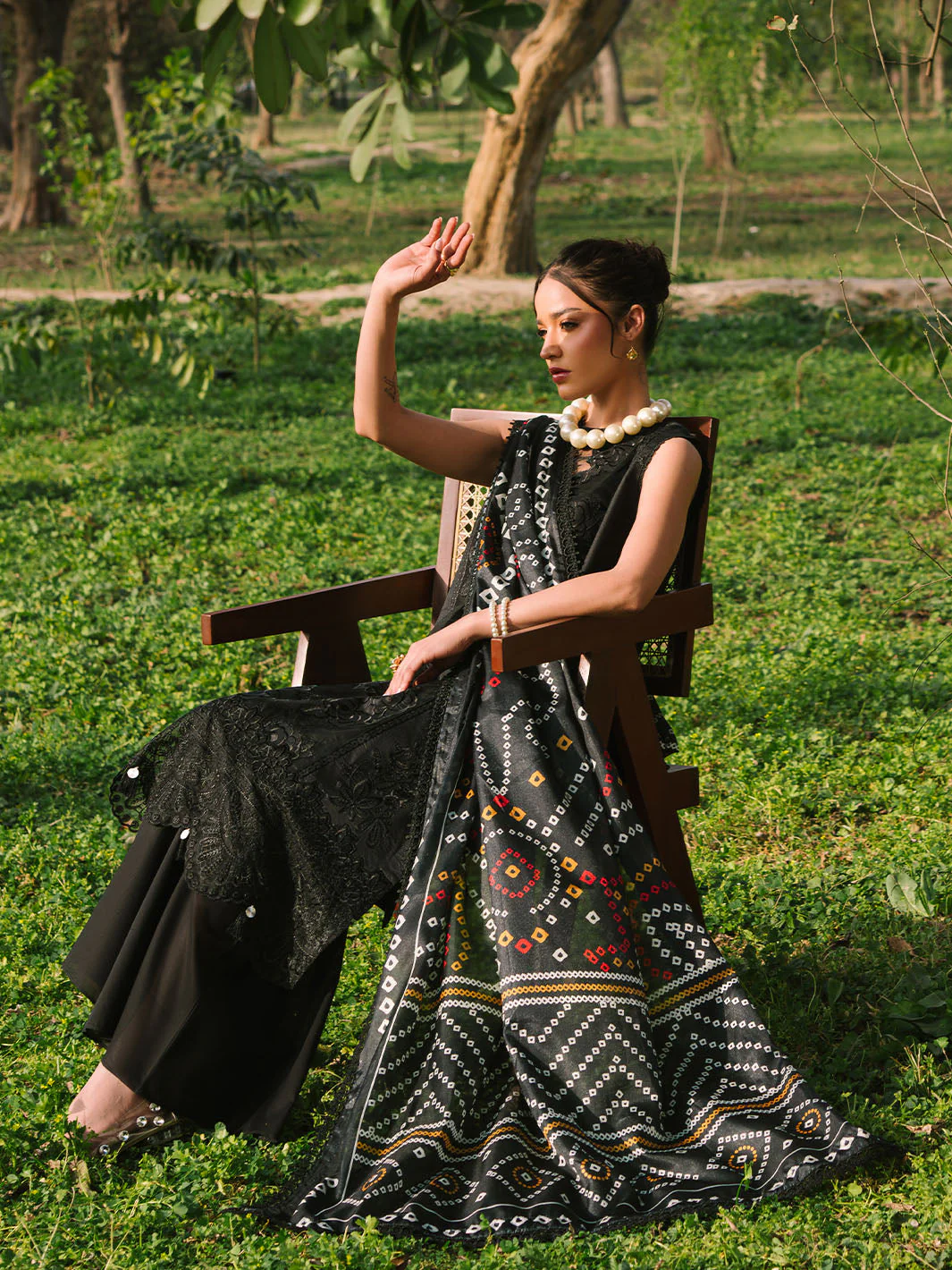 Dahlia Luxury Lawn - Image 3