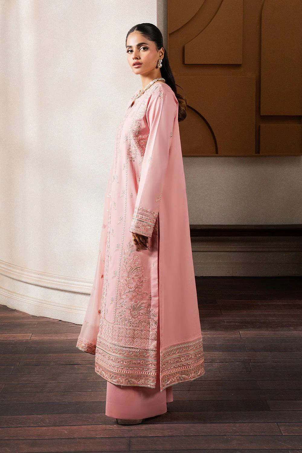 DANIA - Image 3