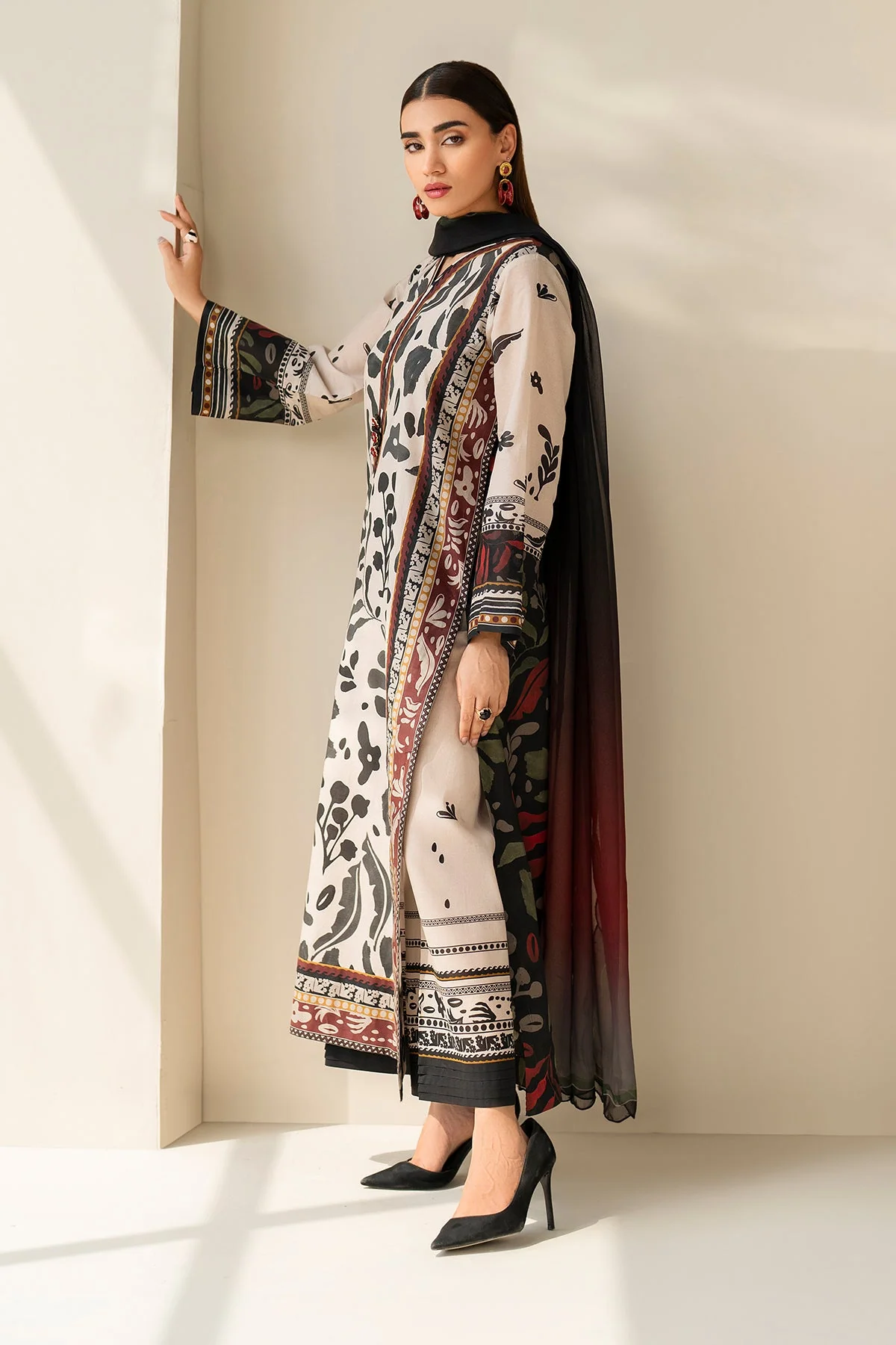 DIGITAL PRINTED LAWN - Image 4
