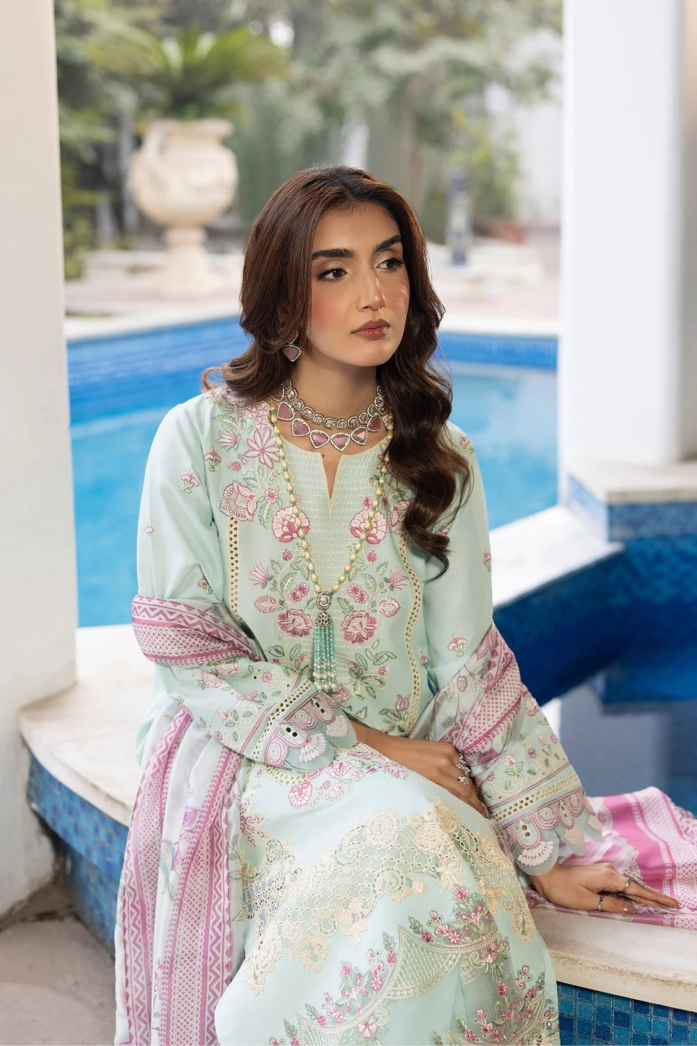 Dil Kash CHIKANKARI LAWN - Image 4