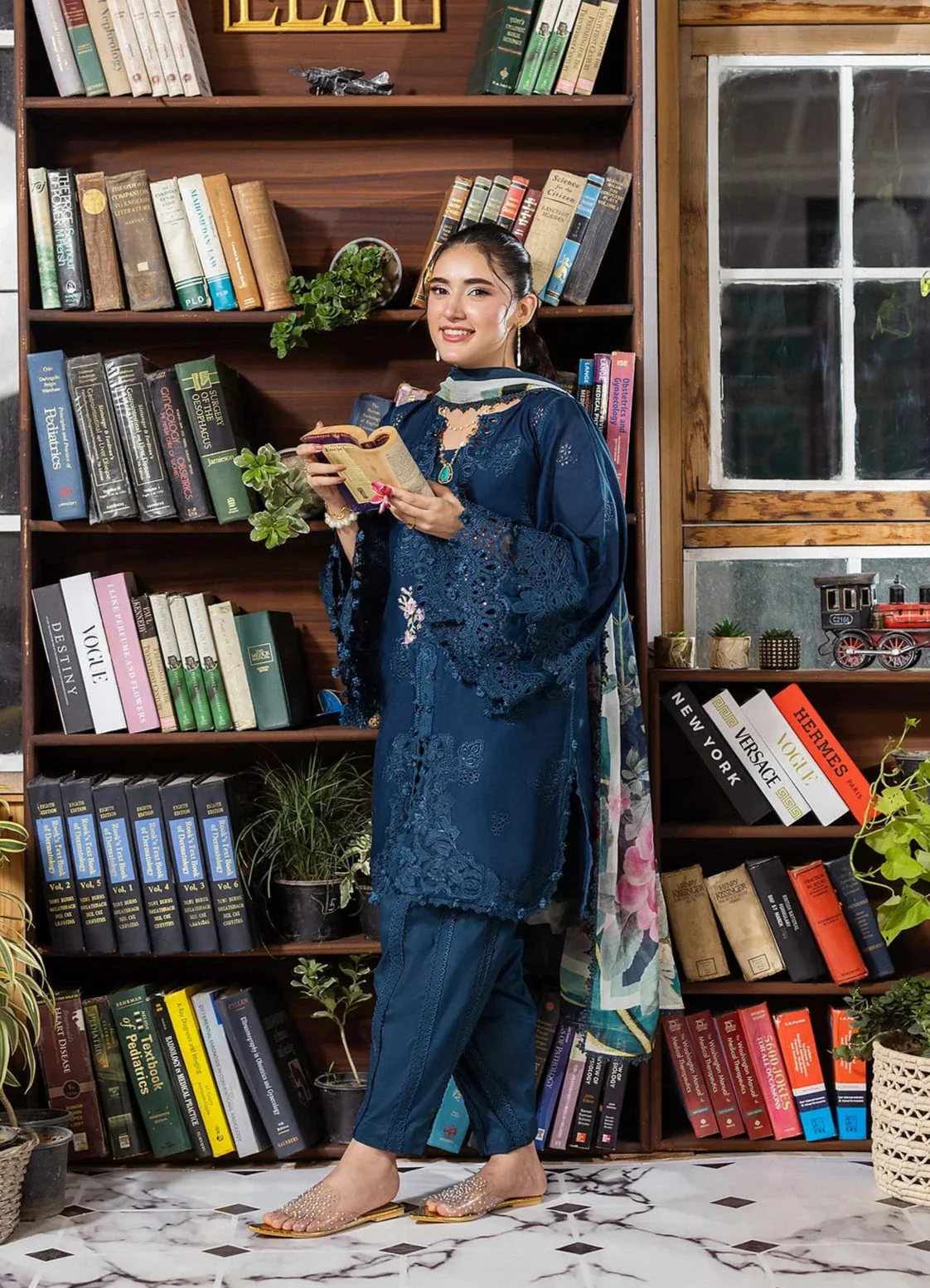 E.Craft Chikankari Lawn - Image 5