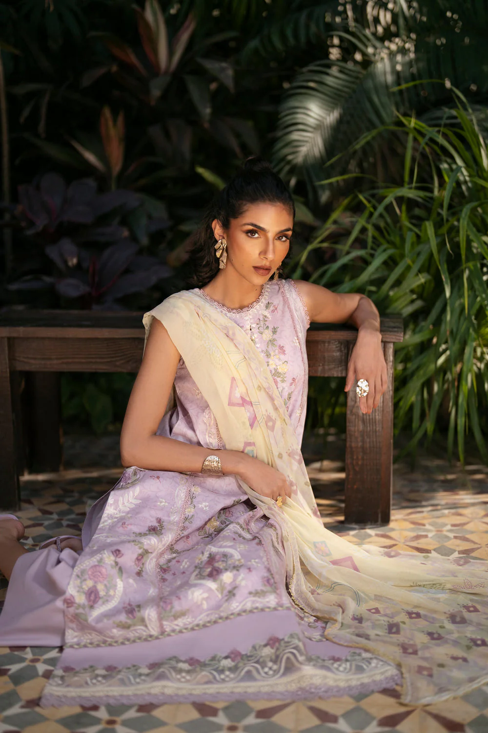 Eid Edit Luxury Lawn - Image 3