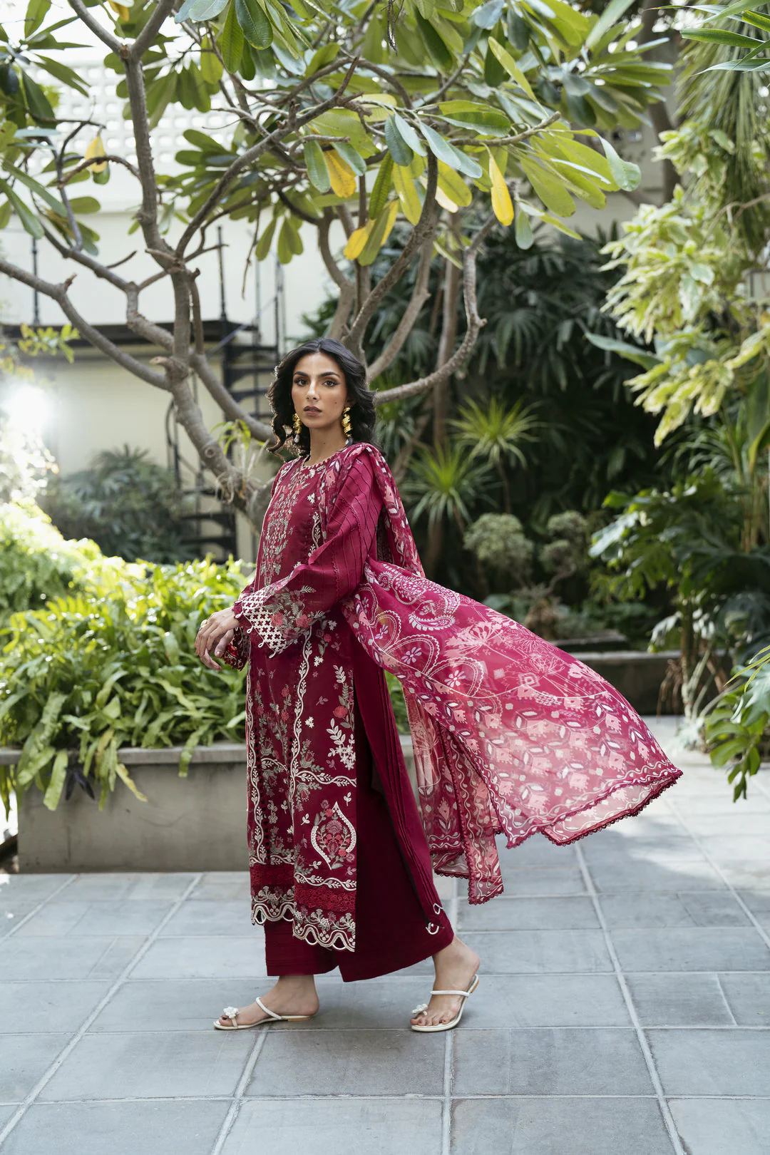 Eid Edit Luxury Lawn - Image 4