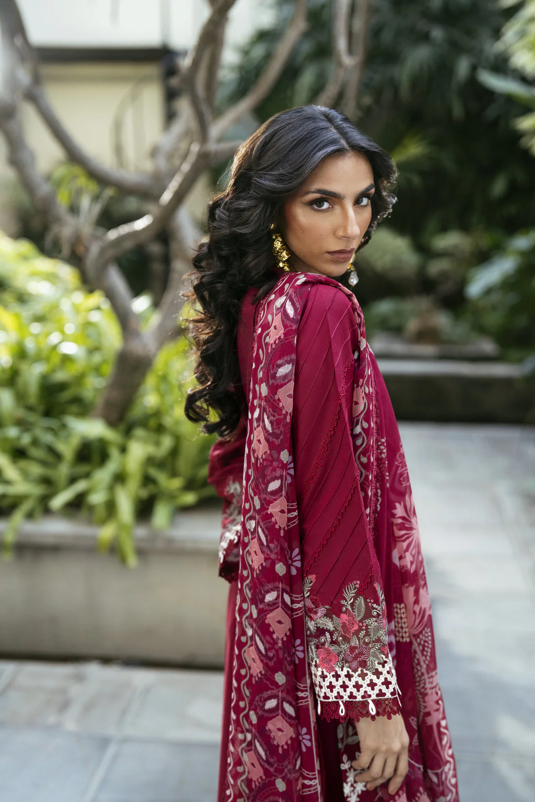 Eid Edit Luxury Lawn - Image 5
