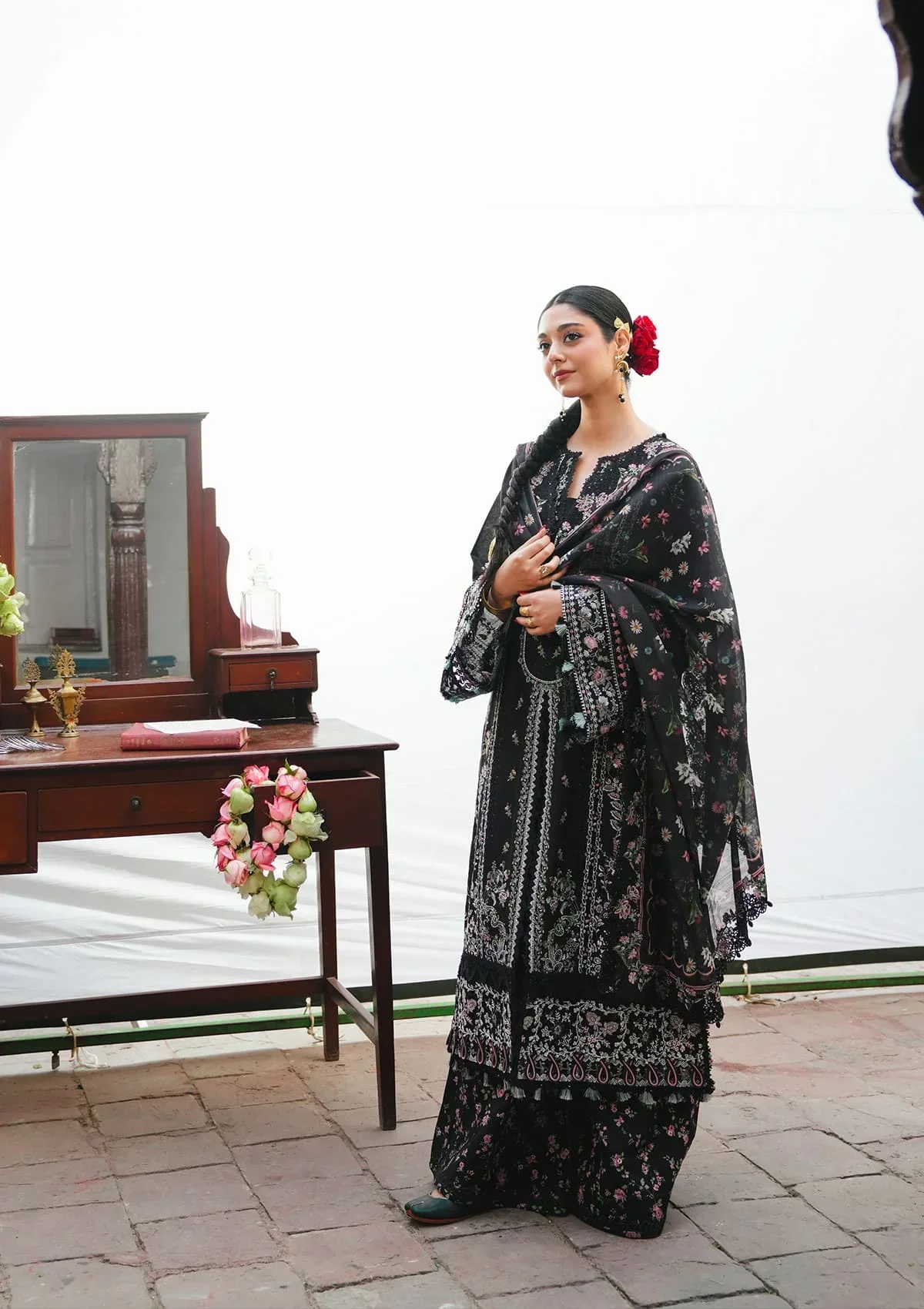 EK FASANA - LUXURY LAWN '26 - Image 3