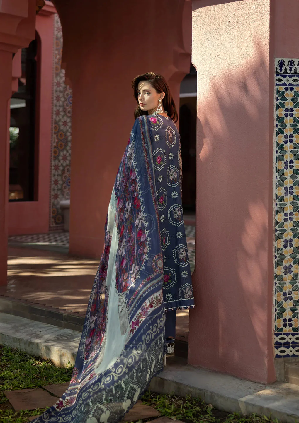 ELAF SIGNATURE EMBROIDERED LAWN - Image 8