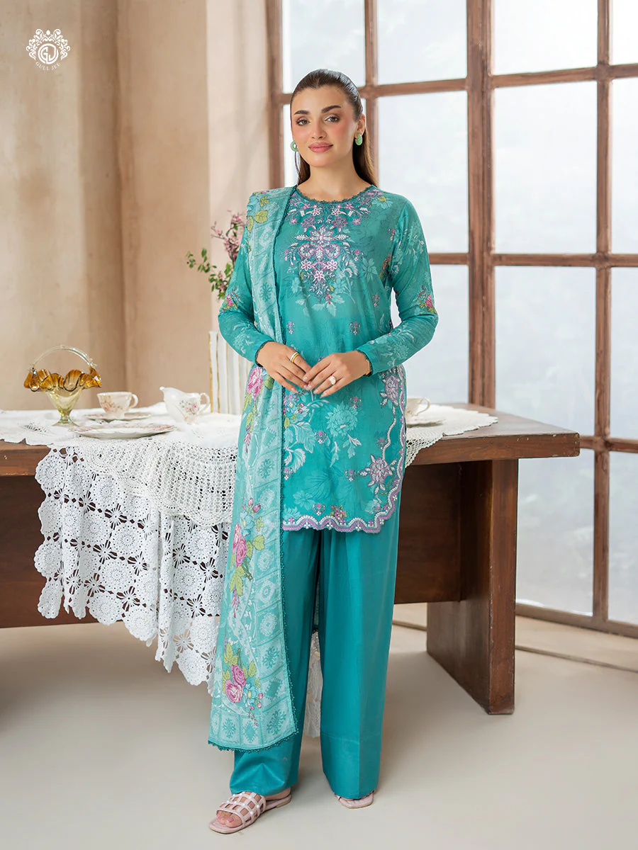 Elora Three Piece Lawn