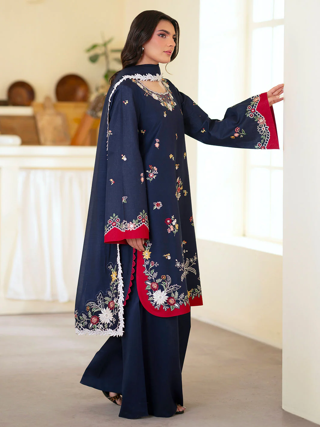 Ember 3 PC Lawn '26 - Image 3