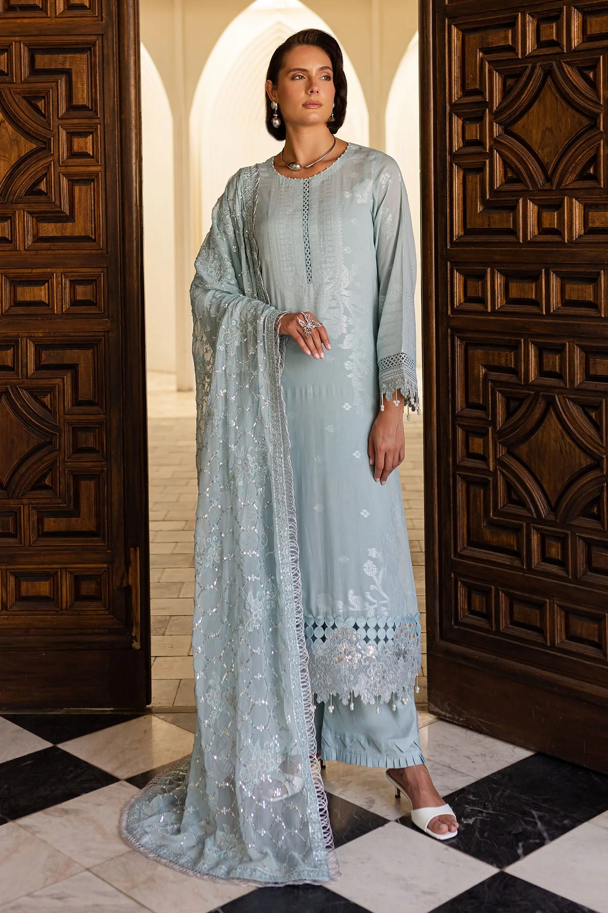 EMBROIDERED JACQUARD LAWN - Image 6
