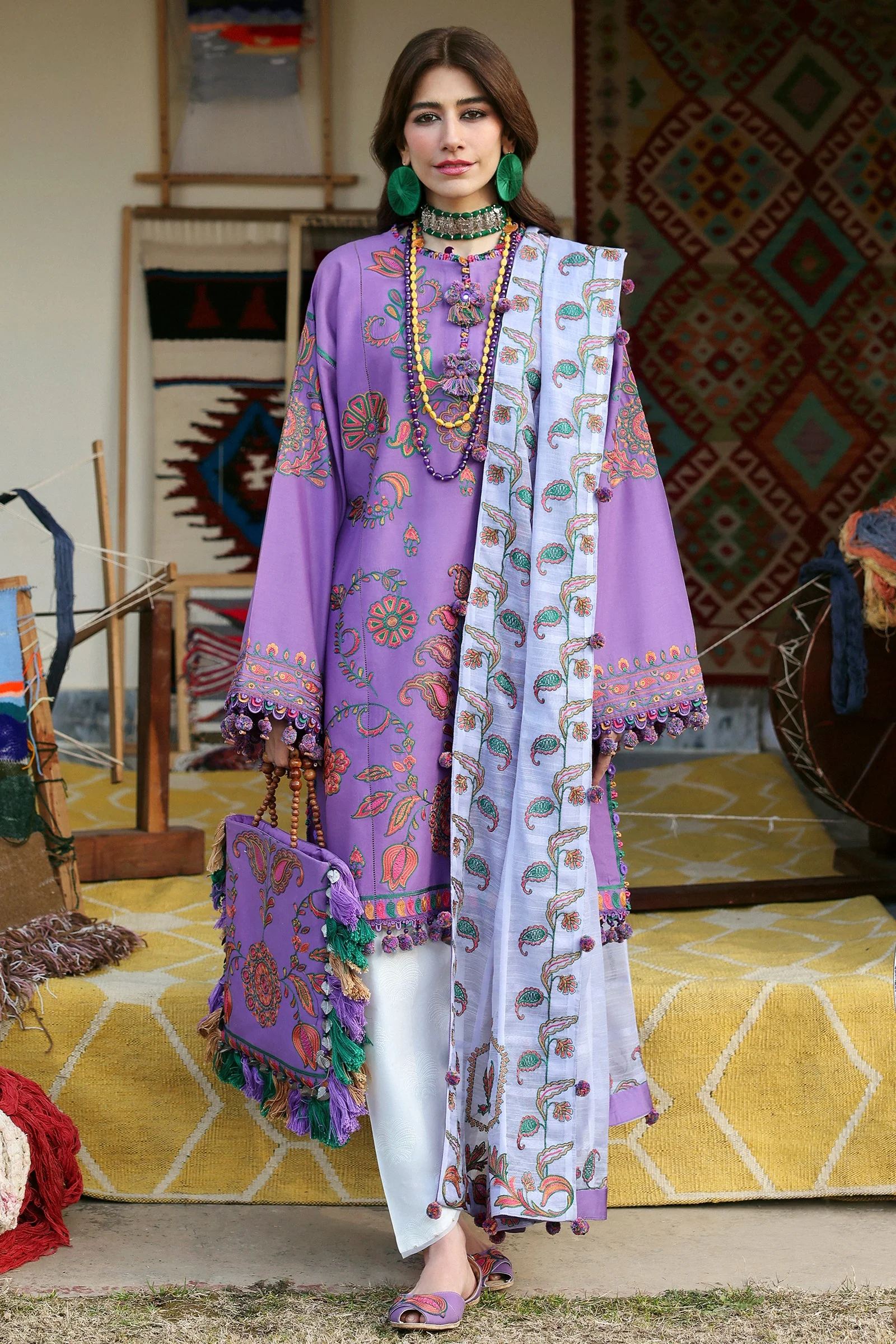 Embroidered Lawn - Image 4