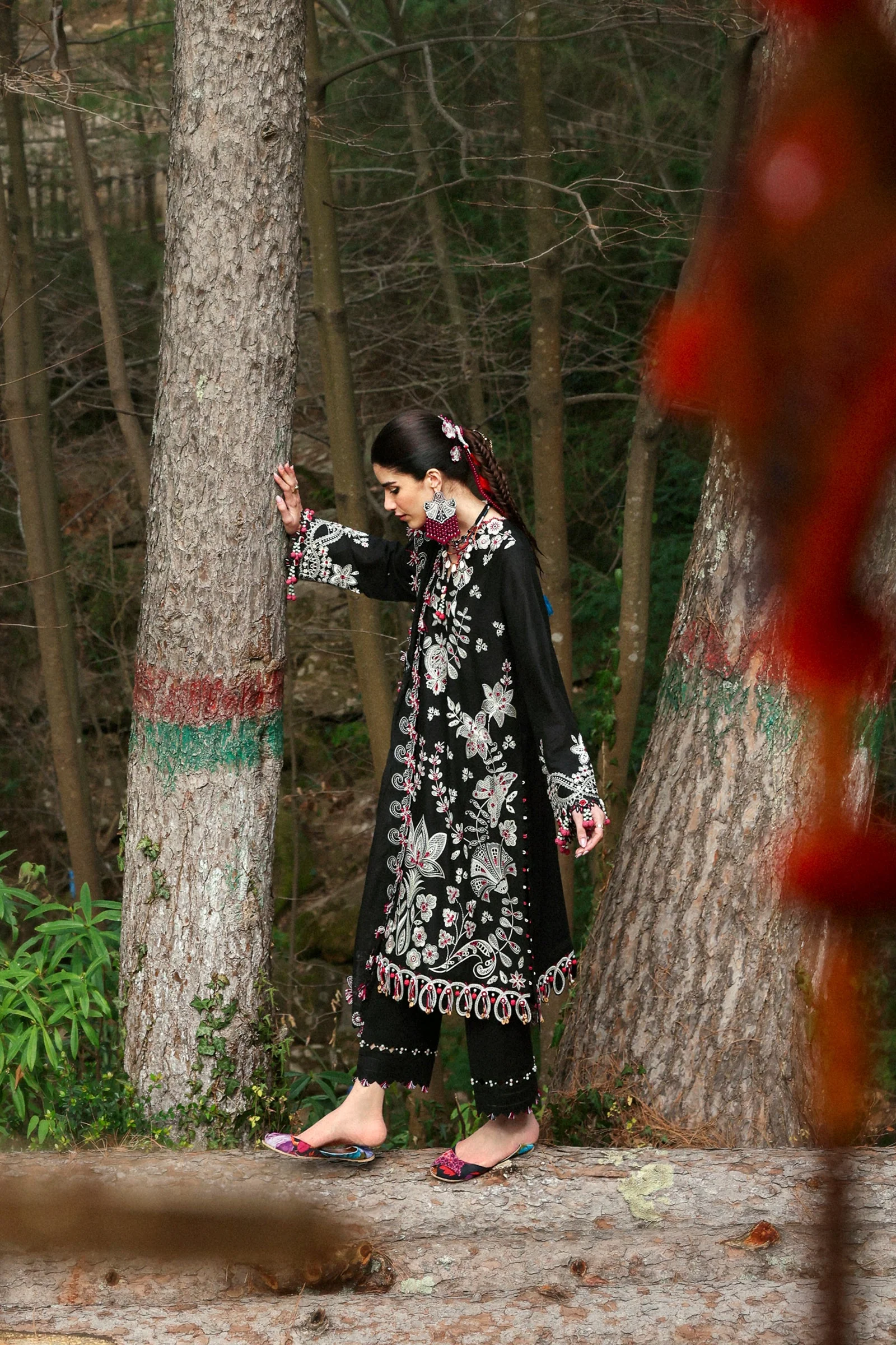 Embroidered Lawn - Image 3