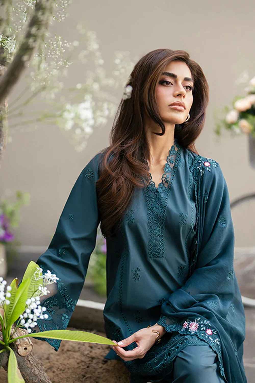 Embroidered Lawn - Image 8