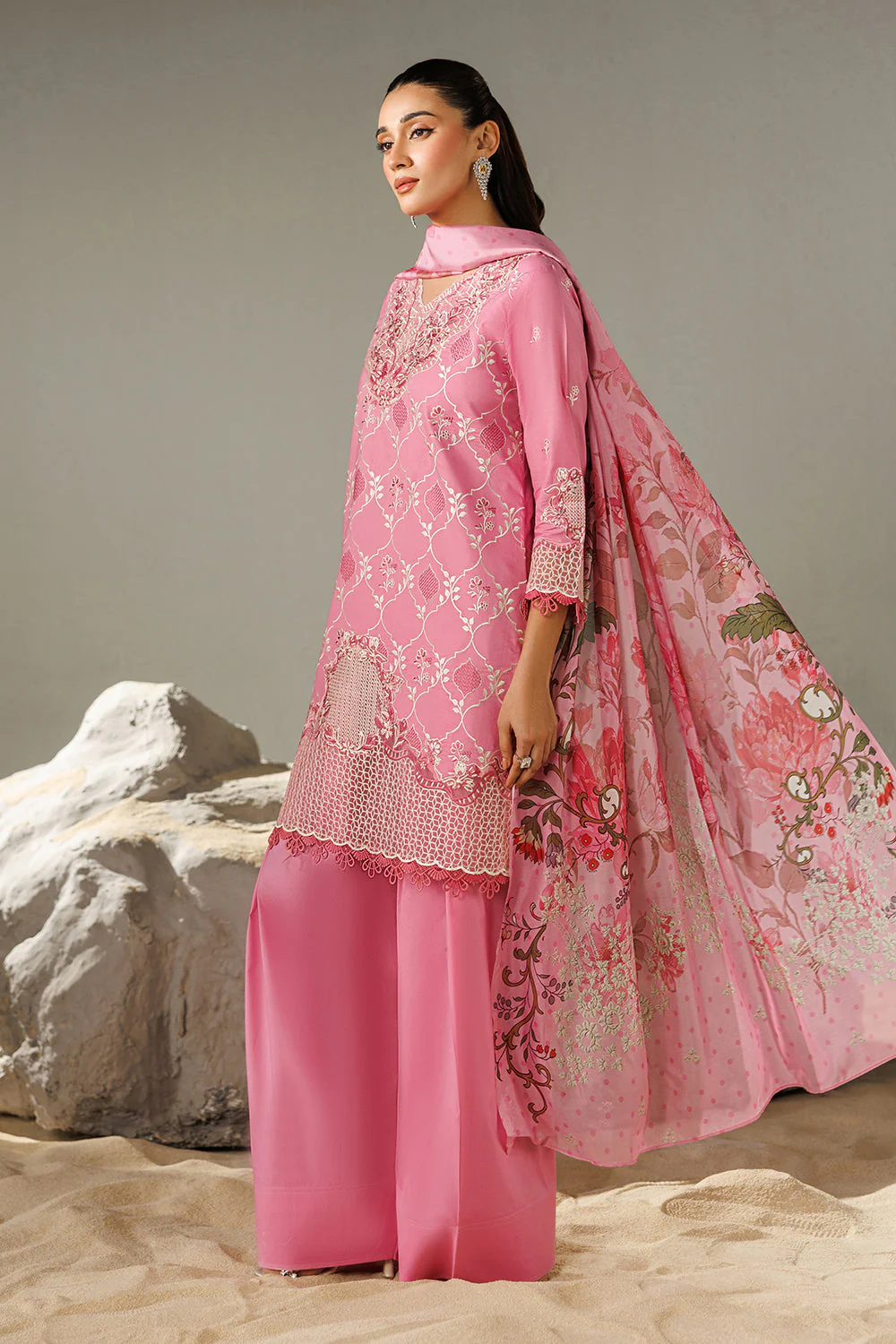 Embroidered Lawn - Image 4