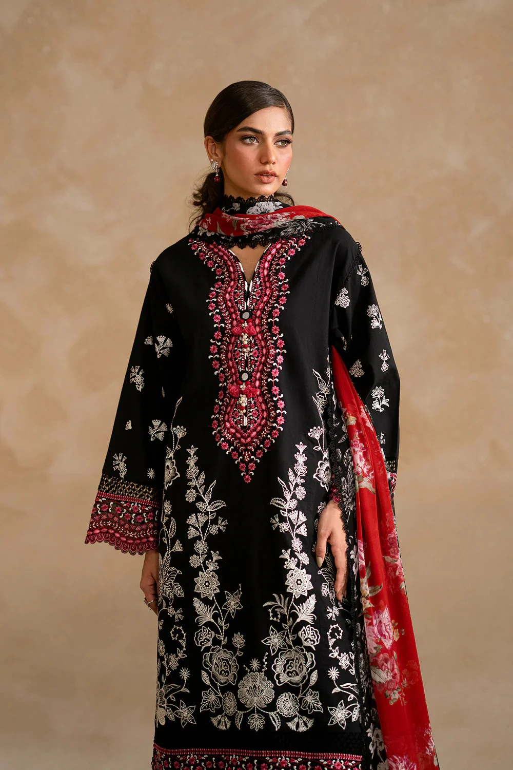 EMBROIDERED LAWN SUIT - Image 5