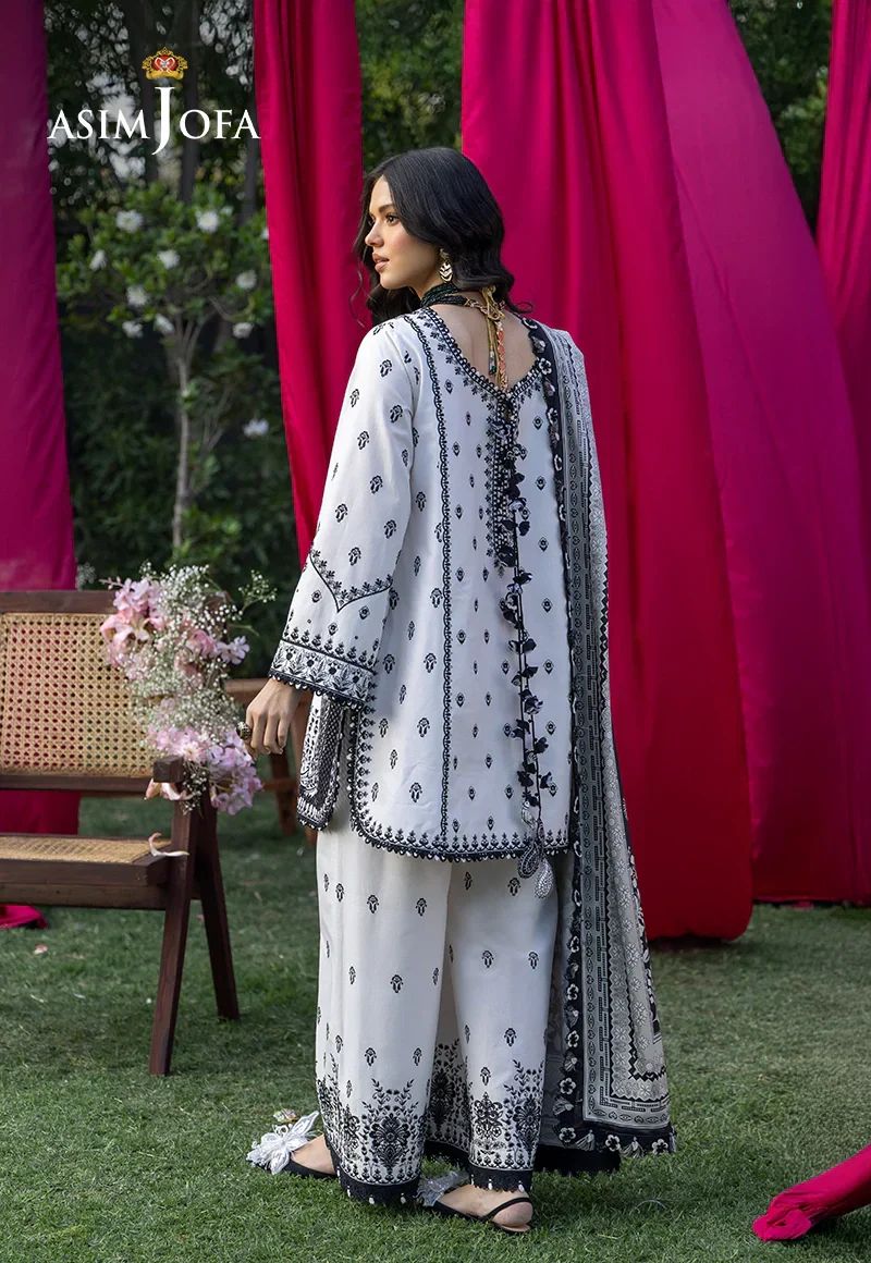Embroidered Lawn Unstitched 3 Pcs - Image 2