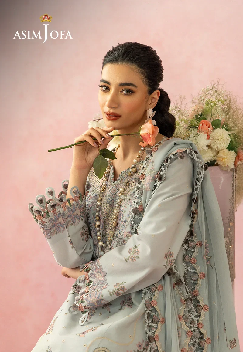 Embroidered Lawn Unstitched 3 Pcs - Image 3