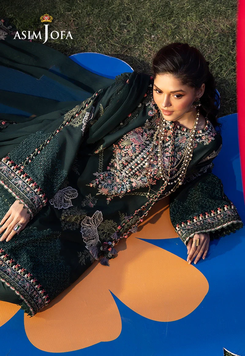 Embroidered Lawn Unstitched 3 Pcs - Image 5