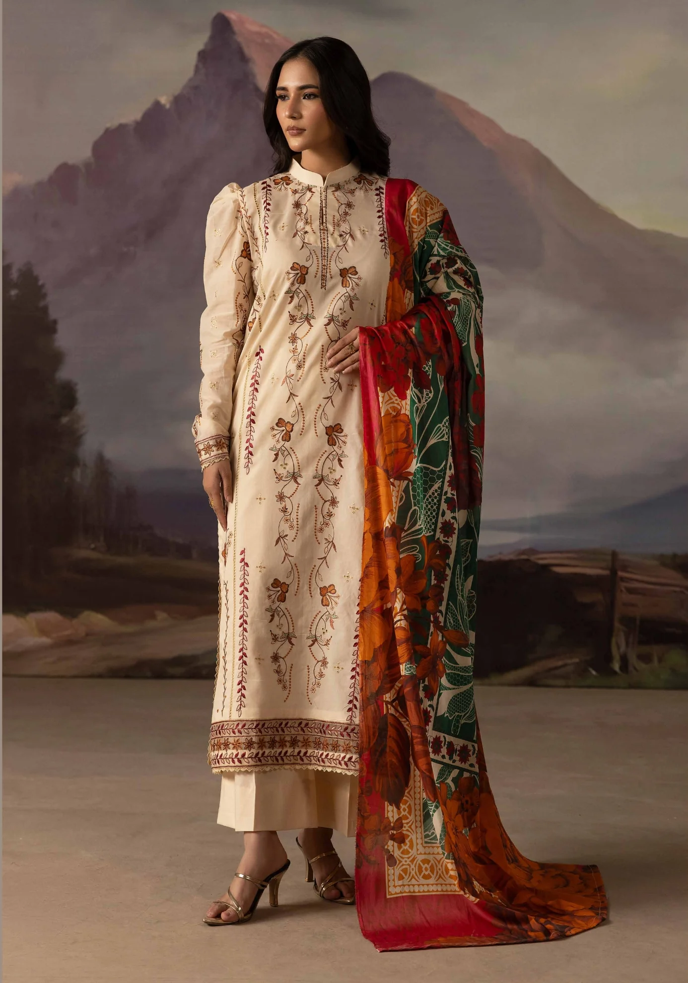 Embroidered Luxury Lawn Collection - Image 3