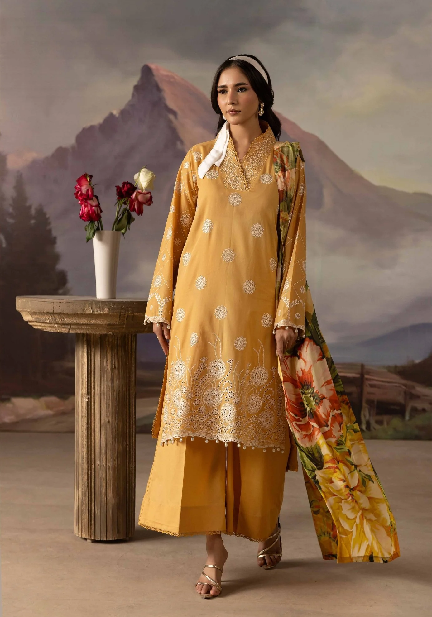 Embroidered Luxury Lawn Collection - Image 5