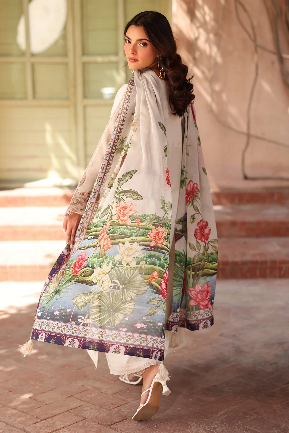 Embroidered Printed Lawn - Image 6