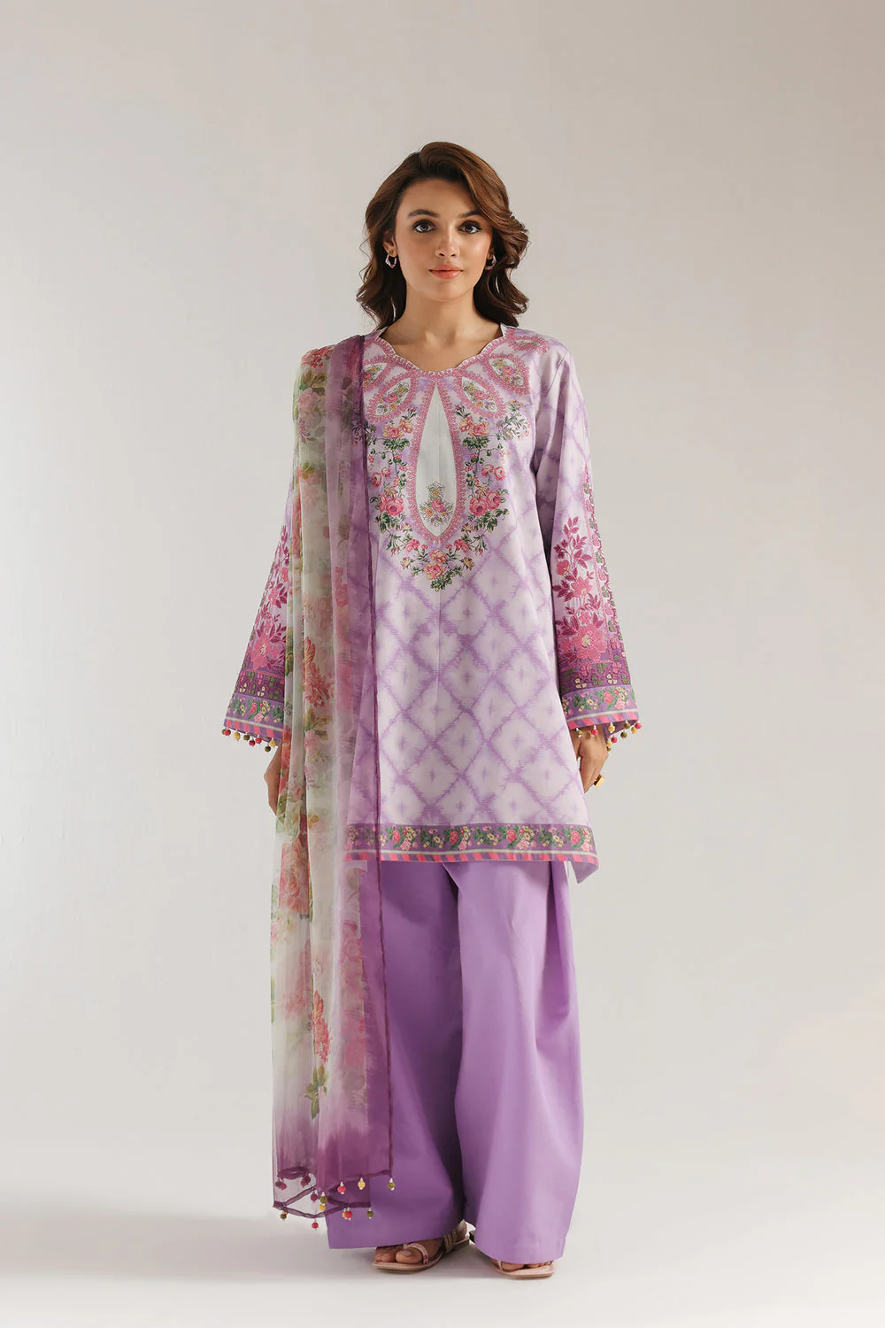 EMBROIDERED SUIT