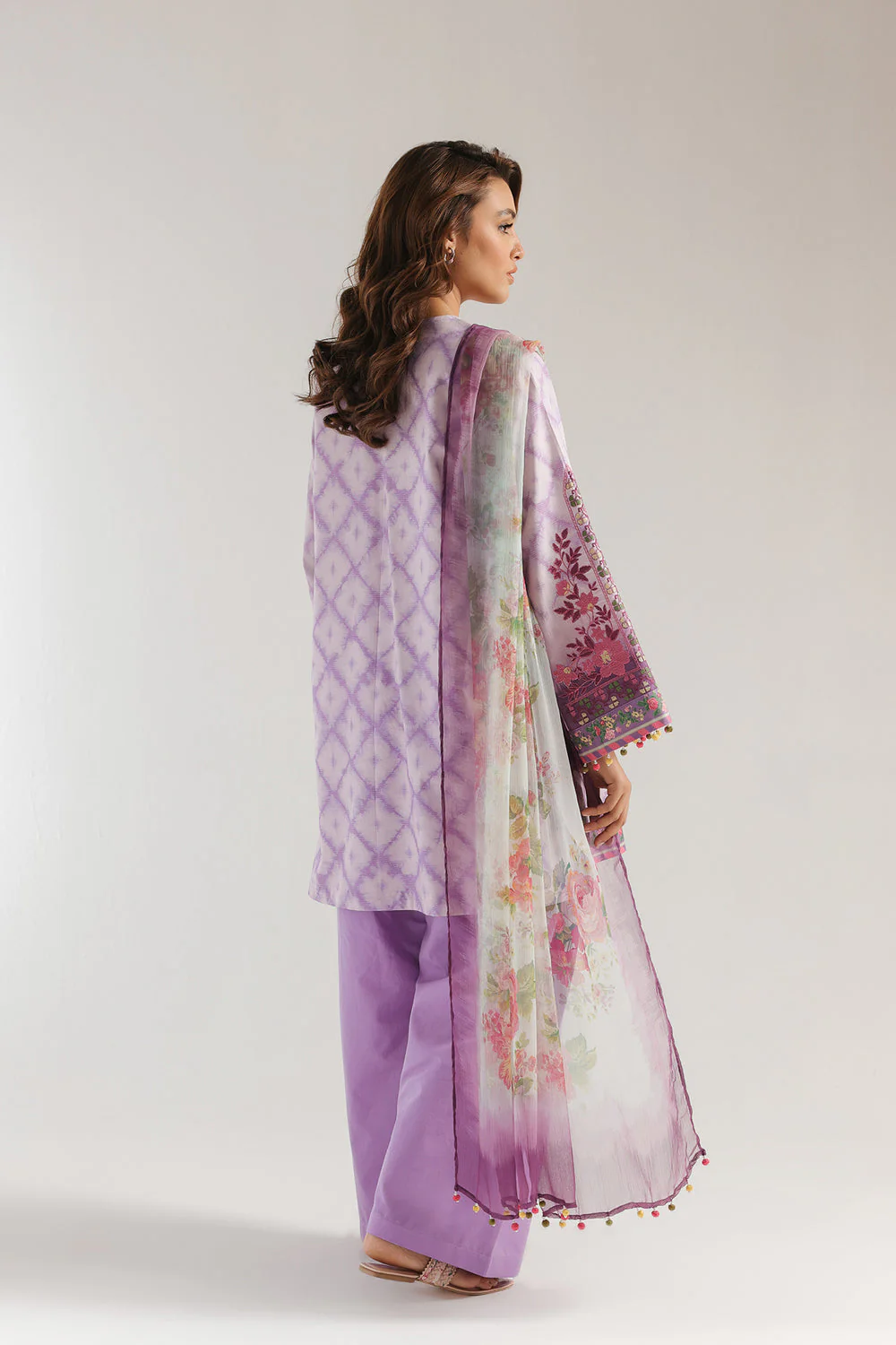 EMBROIDERED SUIT - Image 2
