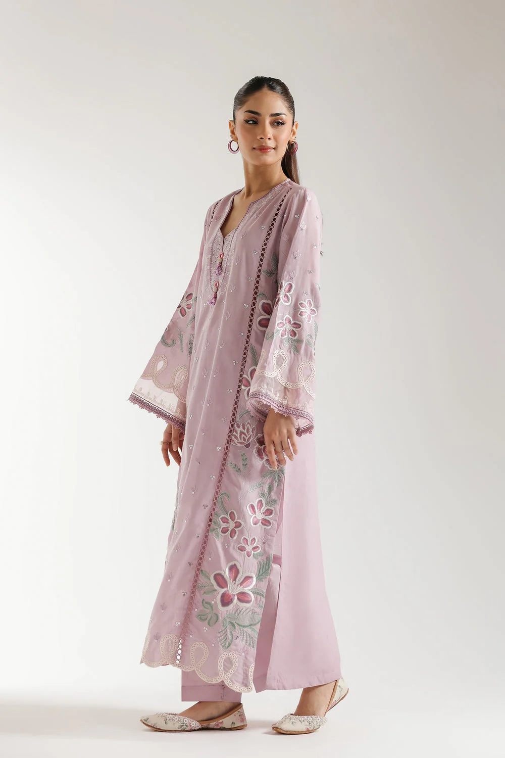 EMBROIDERED SUIT - Image 4