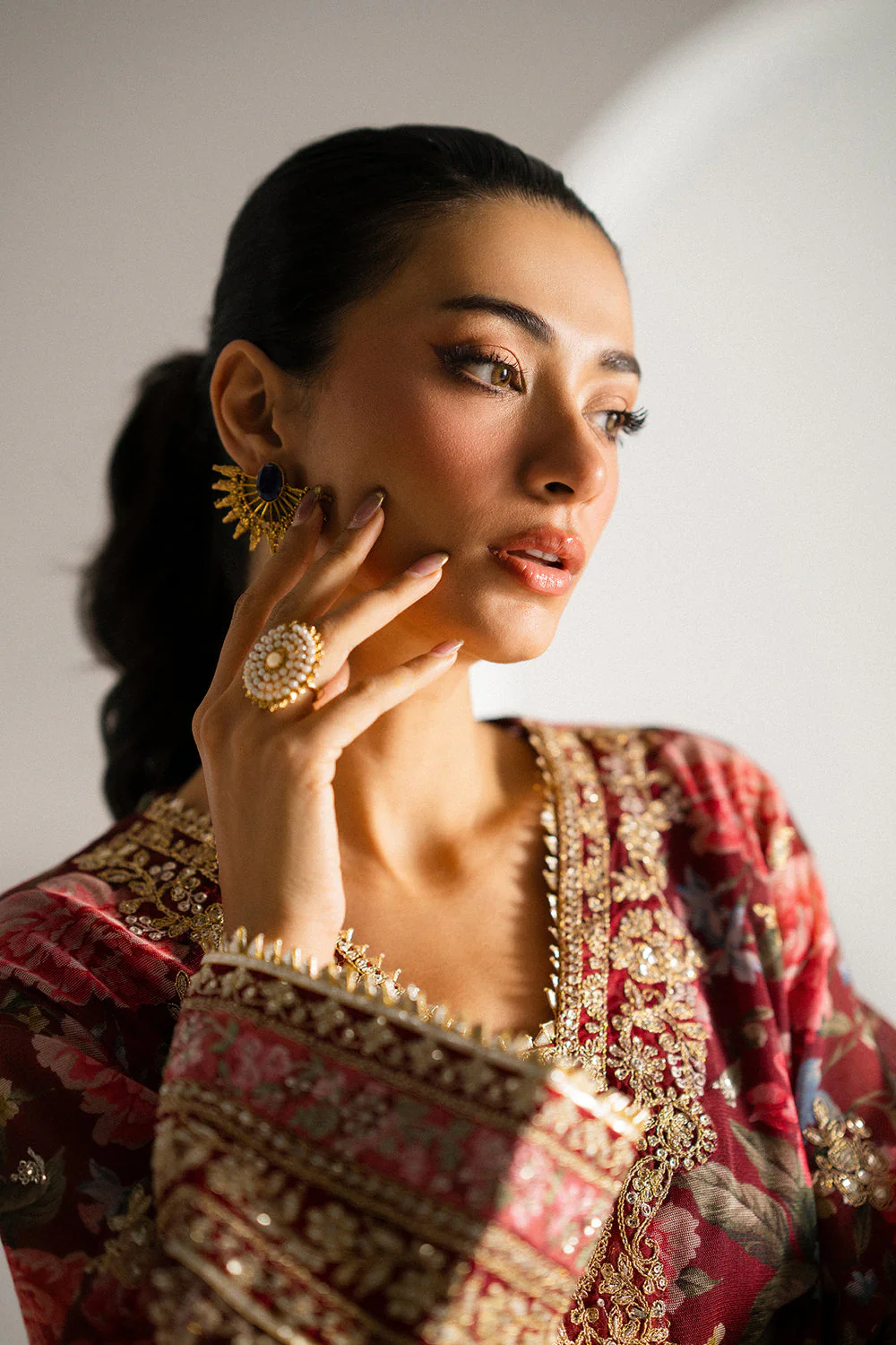 EMBROIDERED SUIT - Image 5
