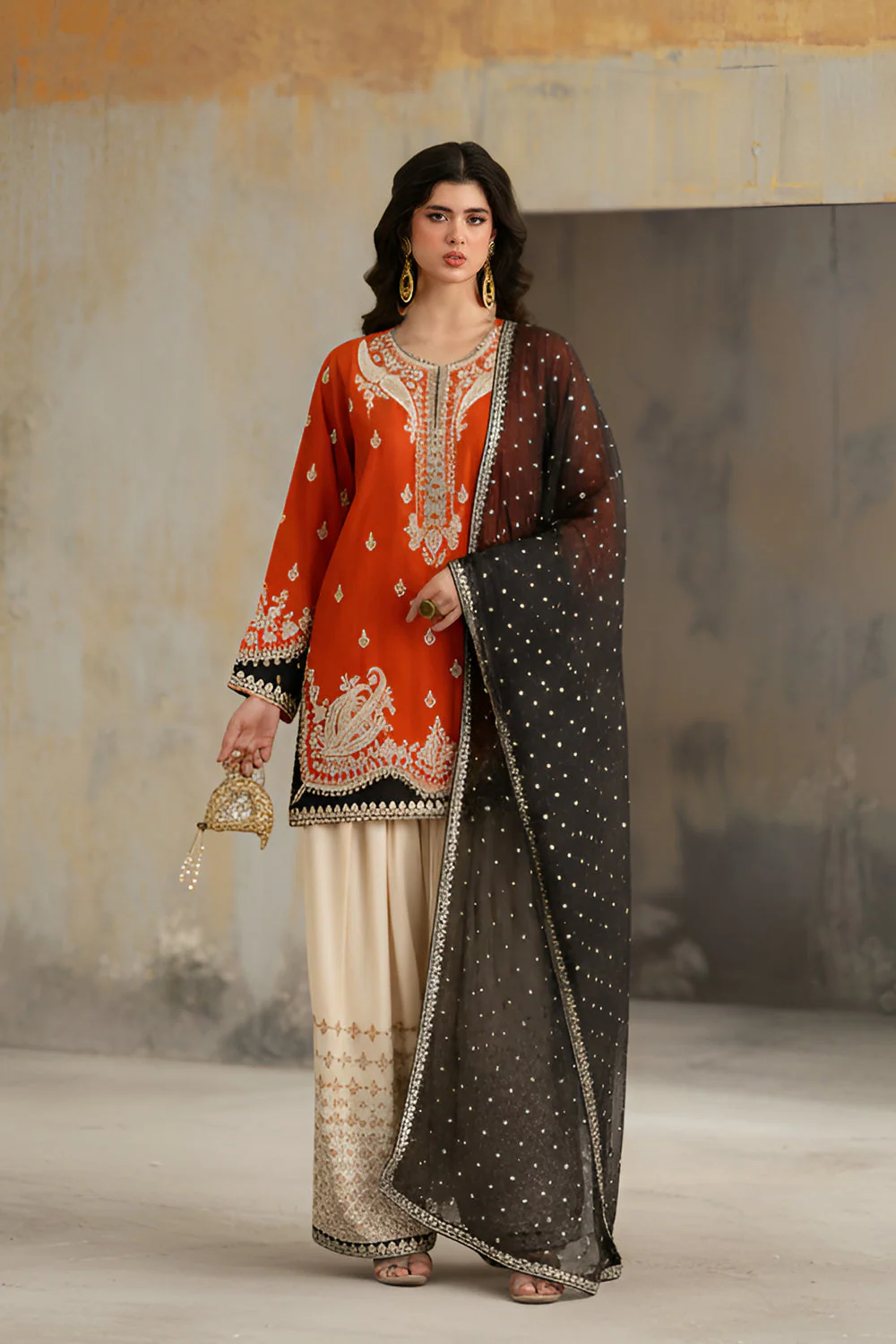 EMBROIDERED SUIT