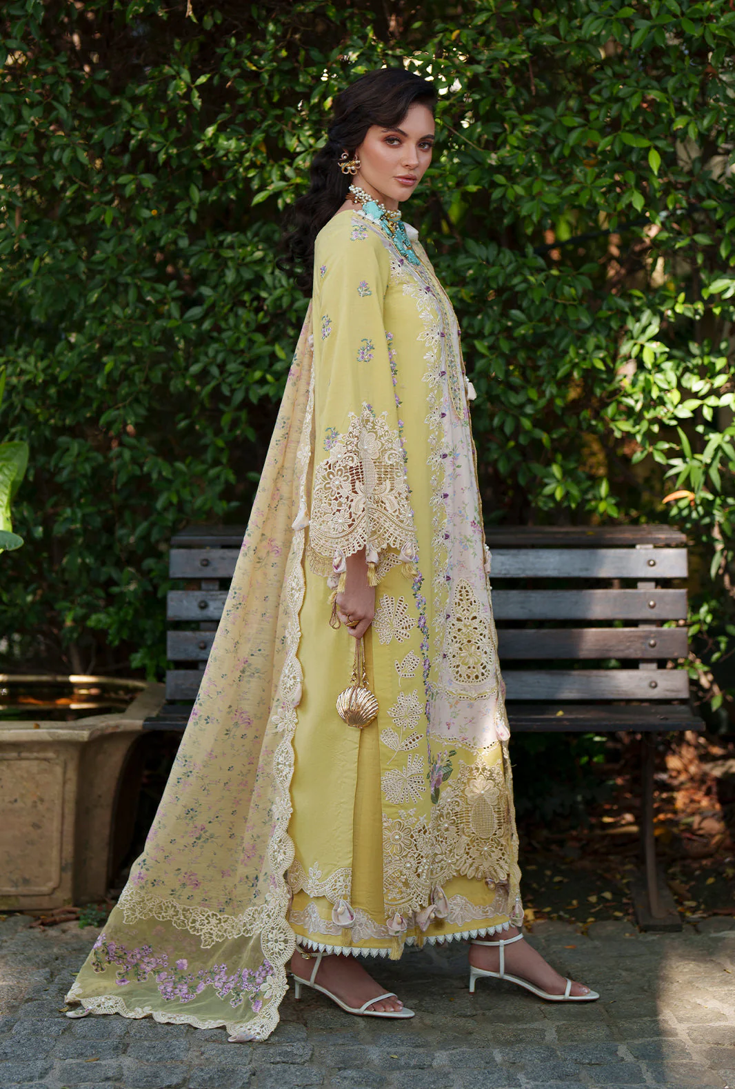 Evara Luxury Lawn - Image 3