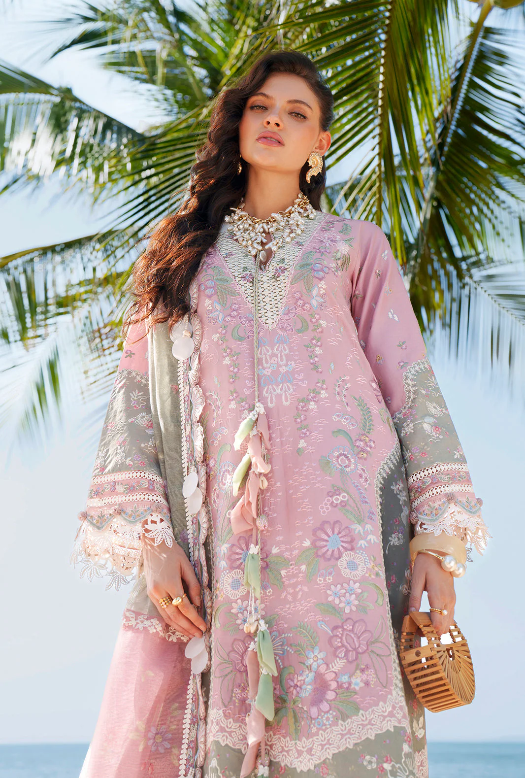 Evara Luxury Lawn - Image 4