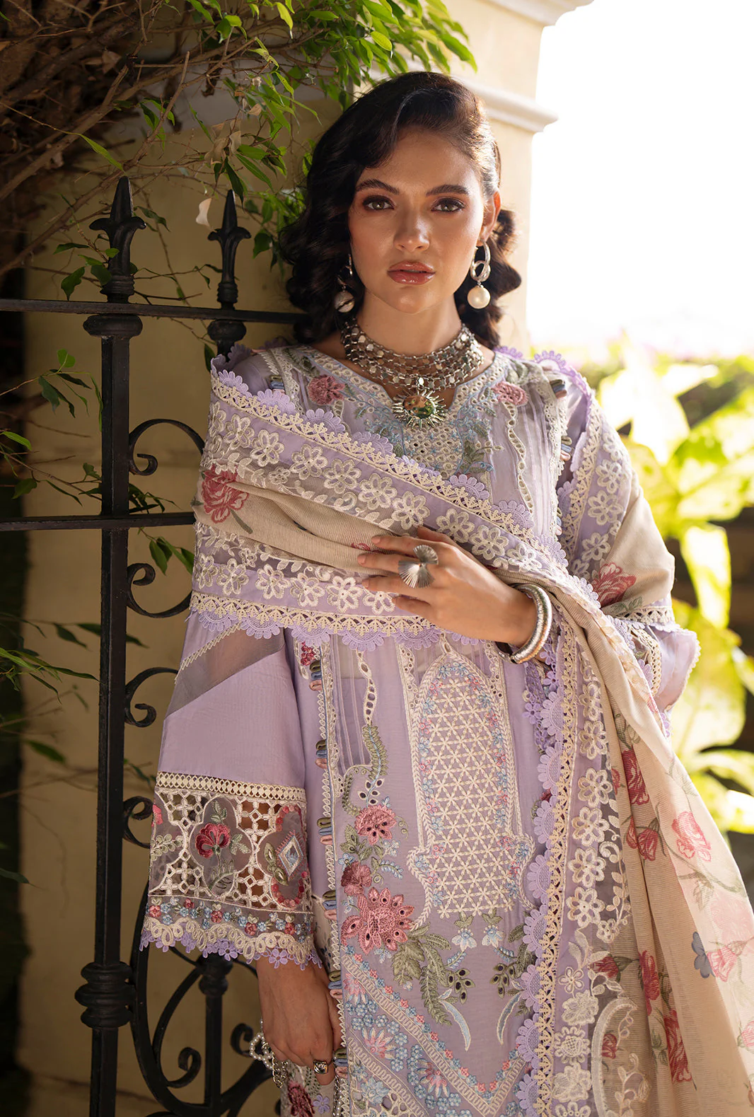 Evara Luxury Lawn - Image 2