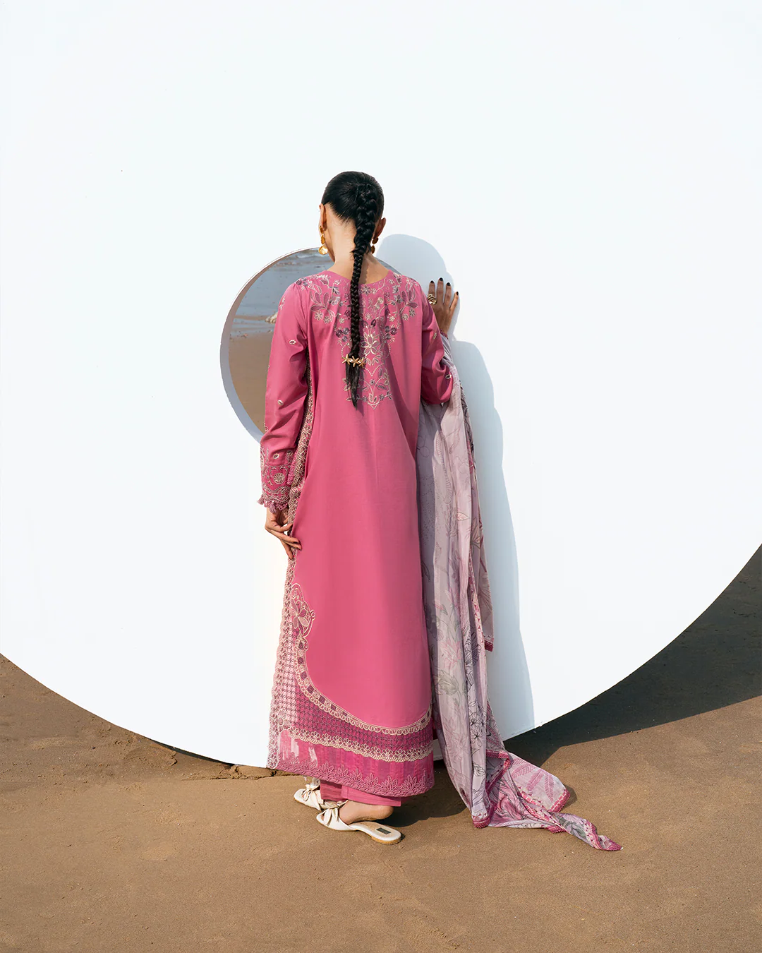 Festive Luxury Lawn - Image 2