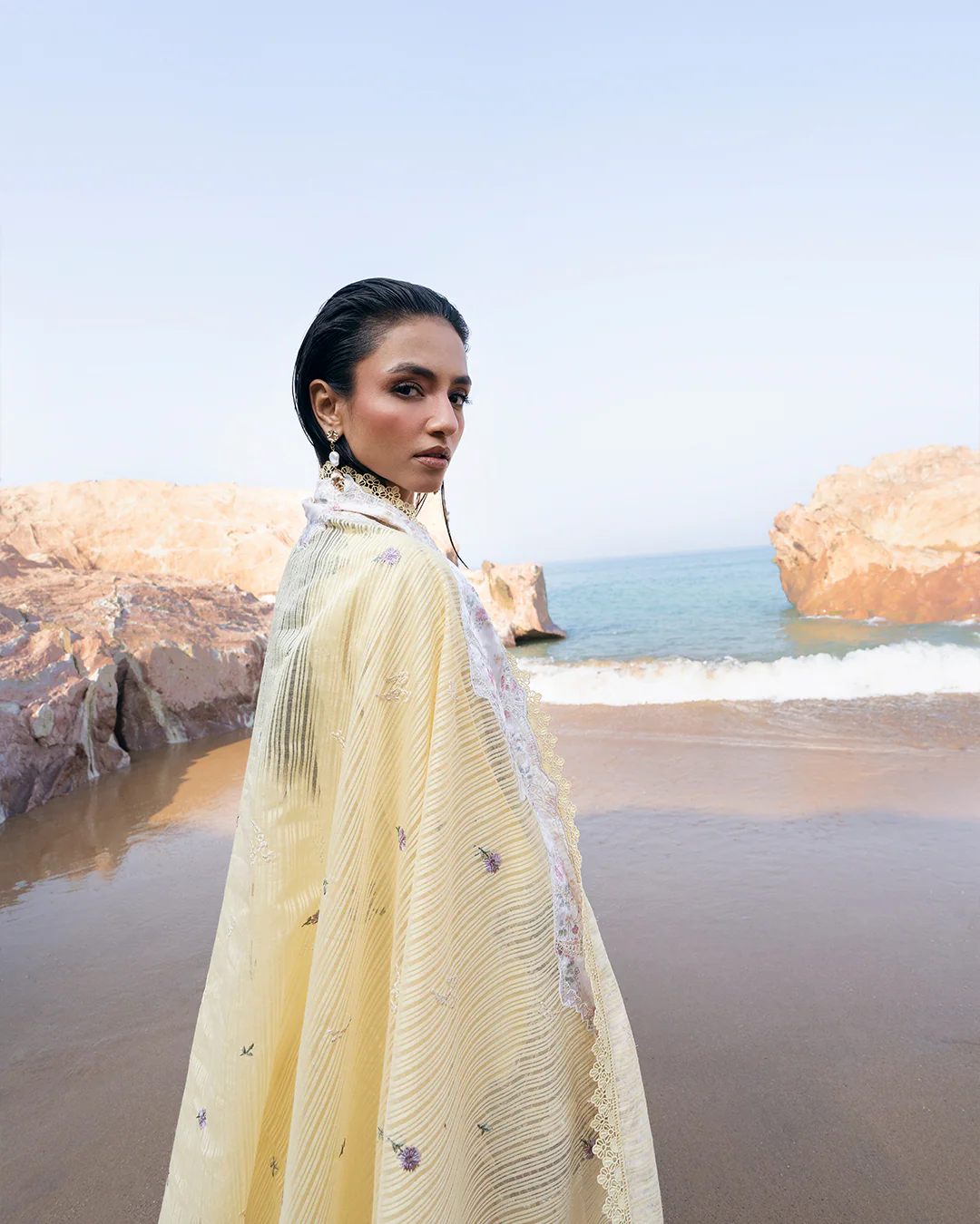 Festive Luxury Lawn - Image 7