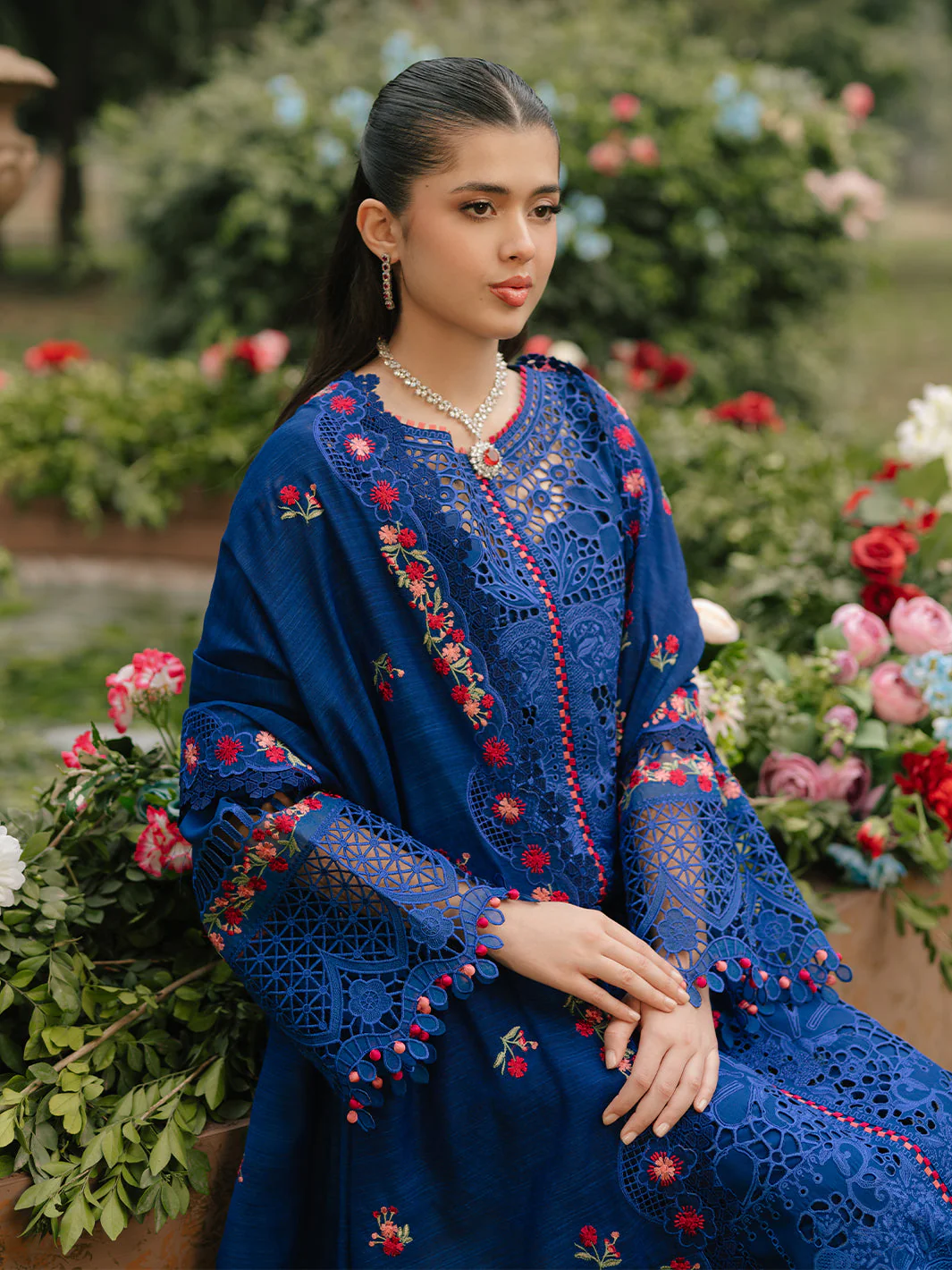 Freesia Embroidered Lawn - Image 4