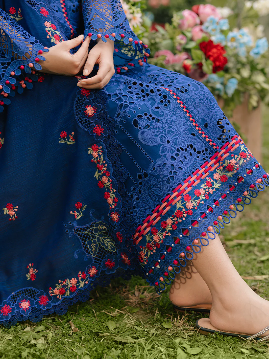 Freesia Embroidered Lawn - Image 5