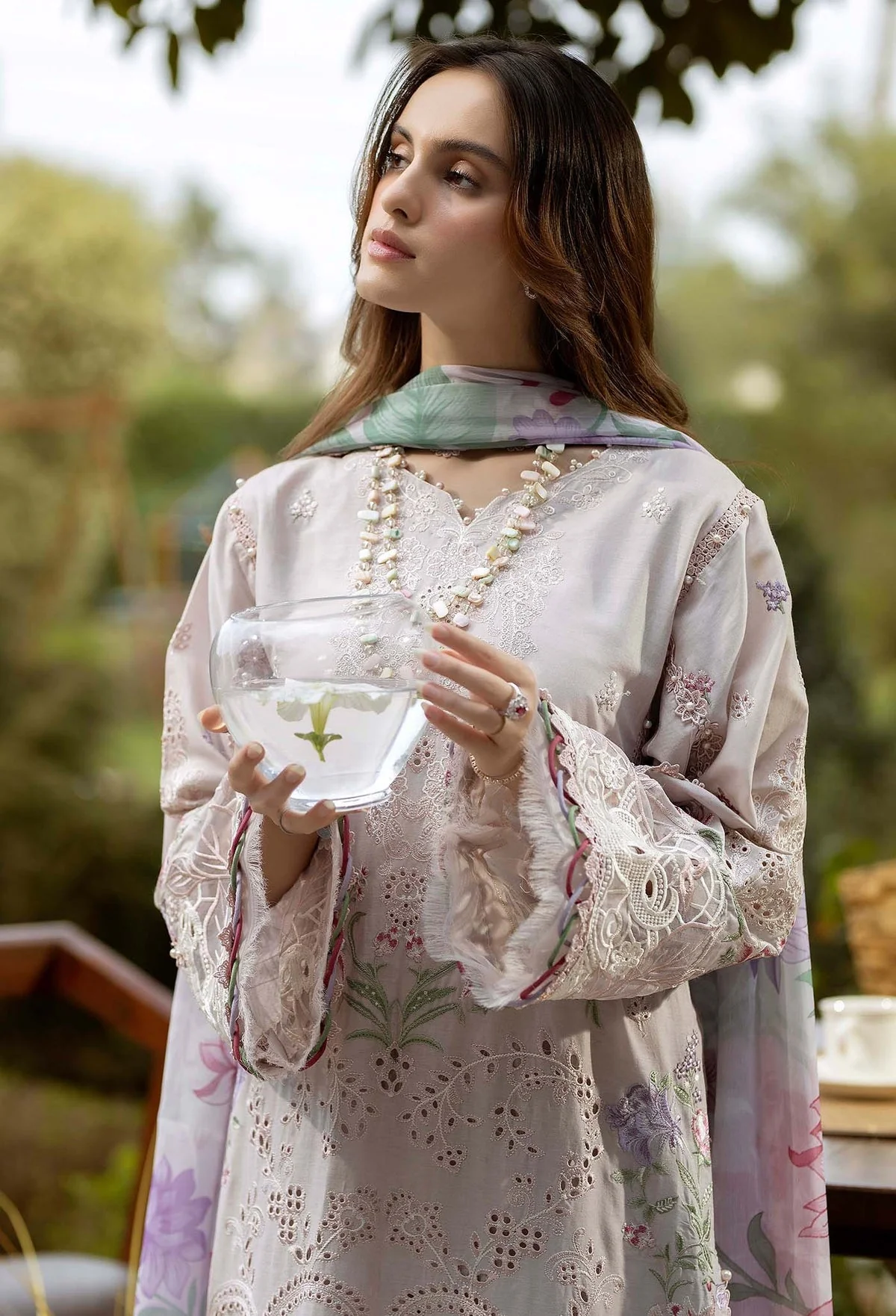 Gardenia Embroidered Lawn - Image 3