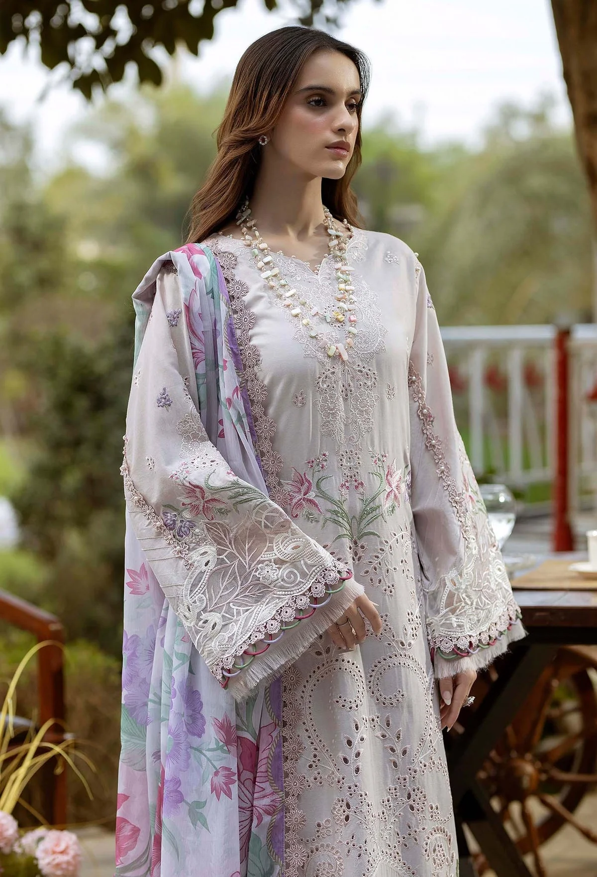 Gardenia Embroidered Lawn - Image 4