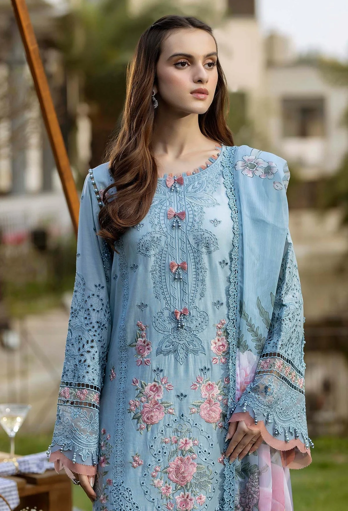Gardenia Embroidered Lawn - Image 4
