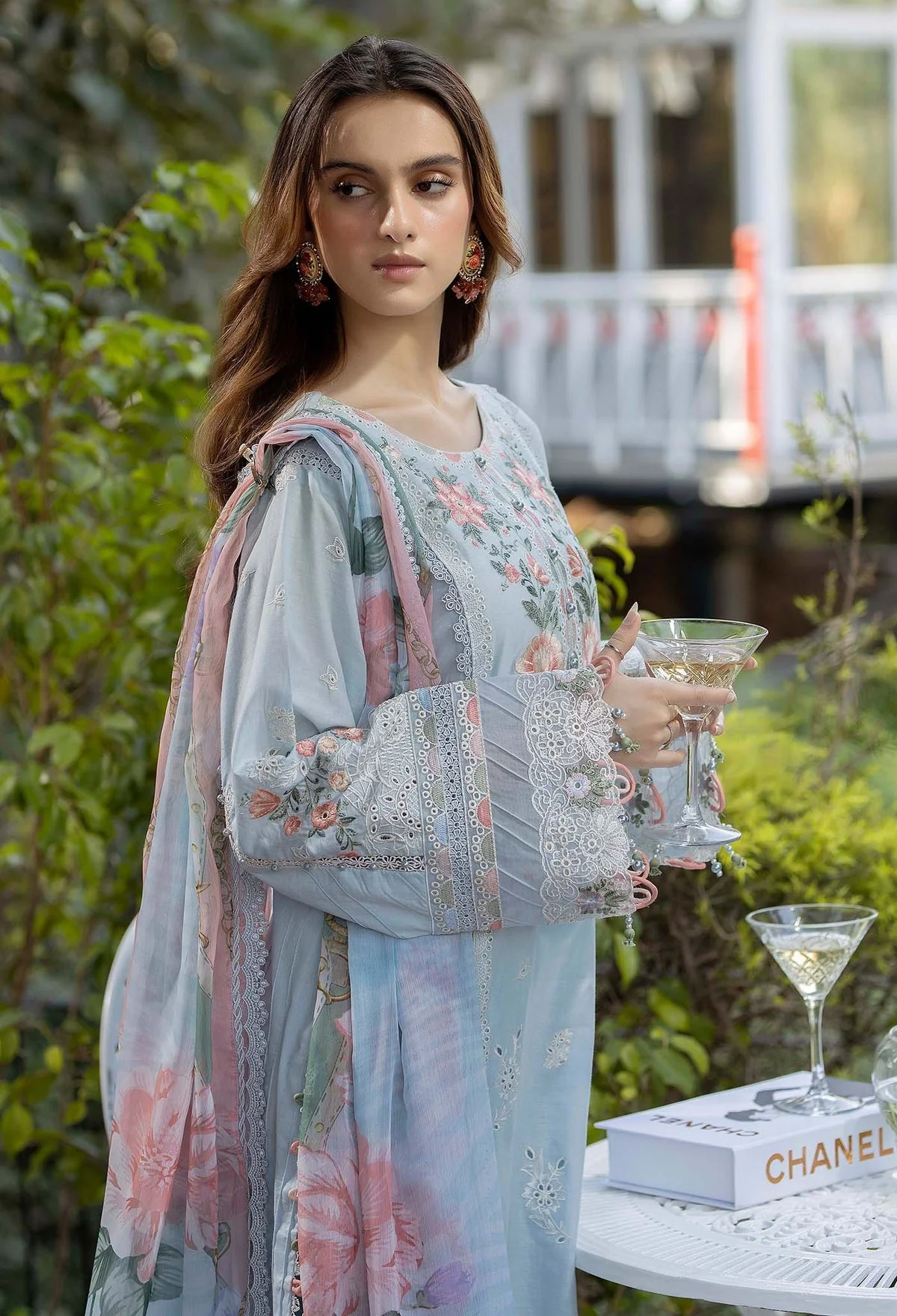 Gardenia Embroidered Lawn - Image 3