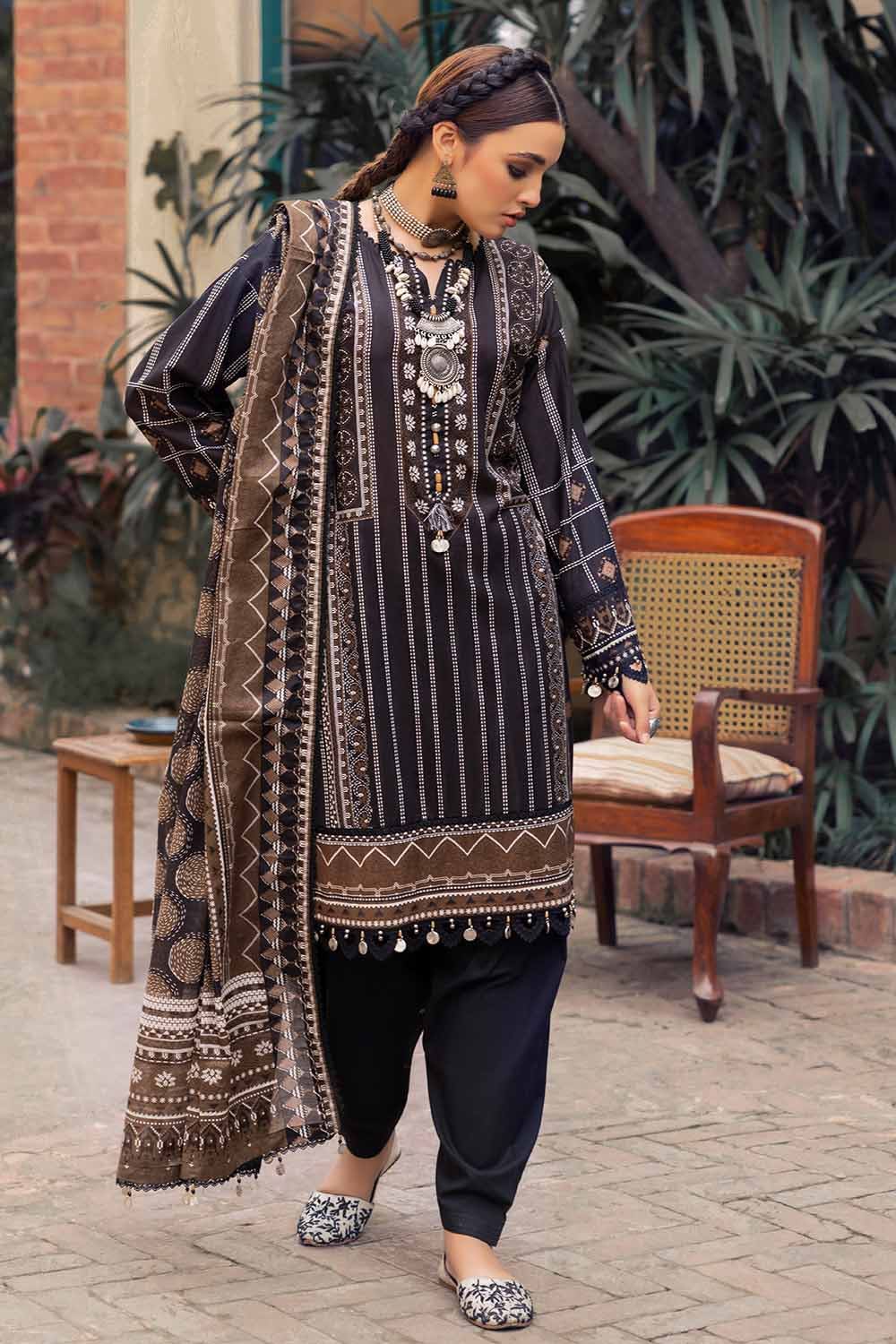 Gul Ahmed 3 Piece Unstitched Printed Lawn Suit CL-42214 - Image 3