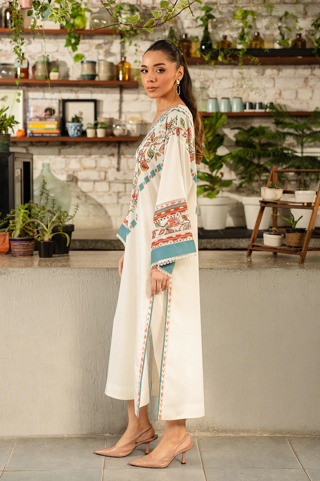 HAMRAAN LONG WITH DUPATTA - Image 3
