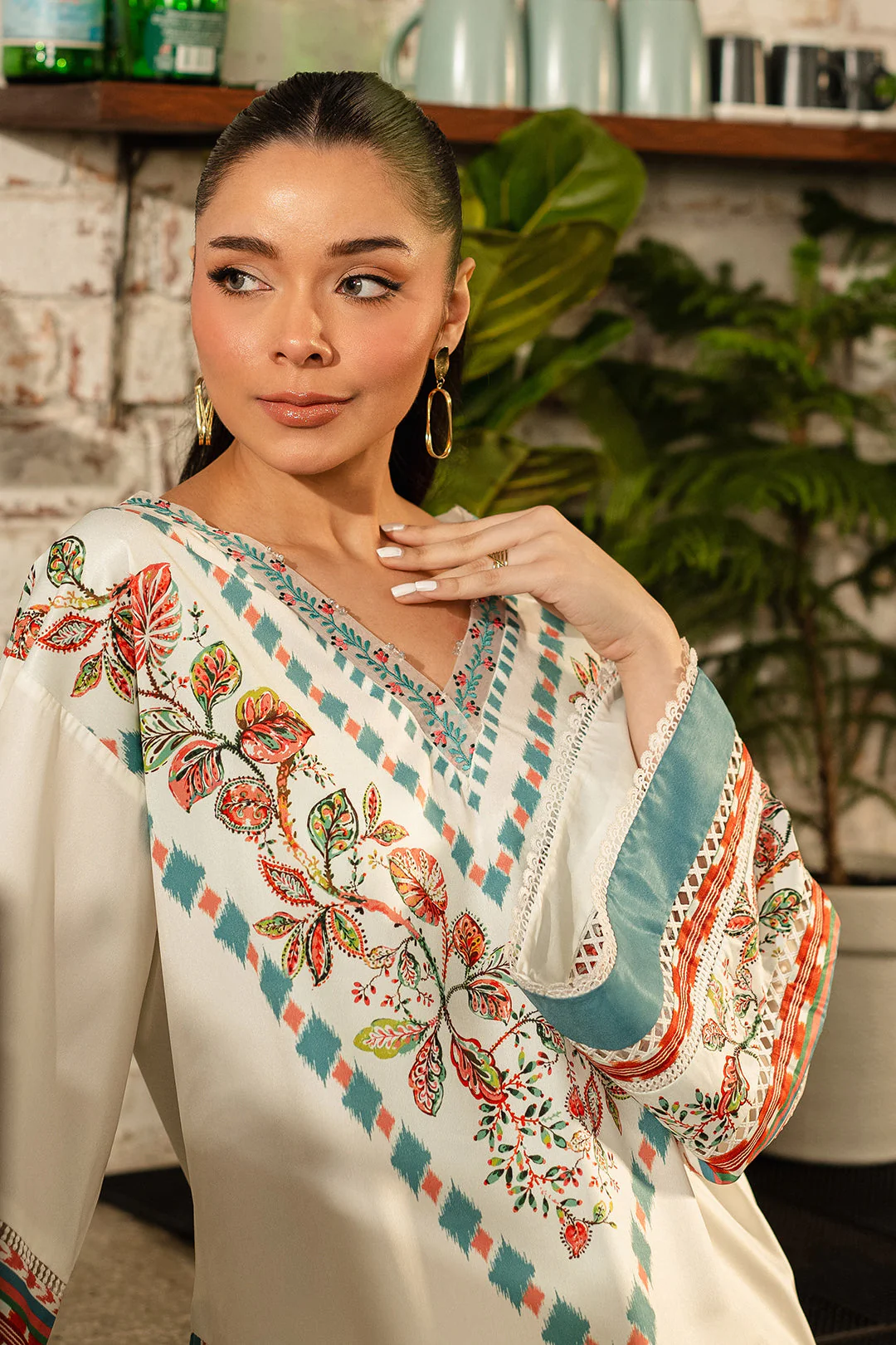 HAMRAAN LONG WITH DUPATTA - Image 4
