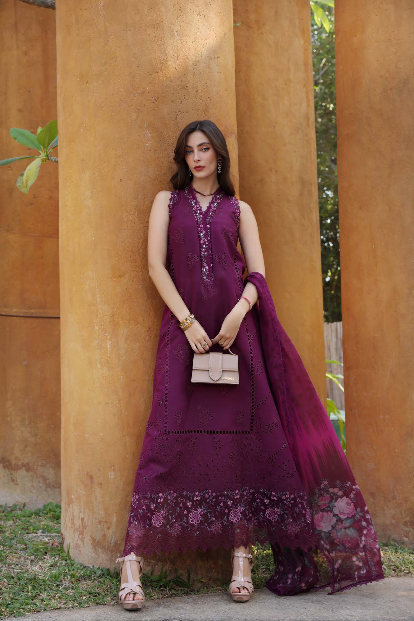 HANDWORK LASERKARI LAWN