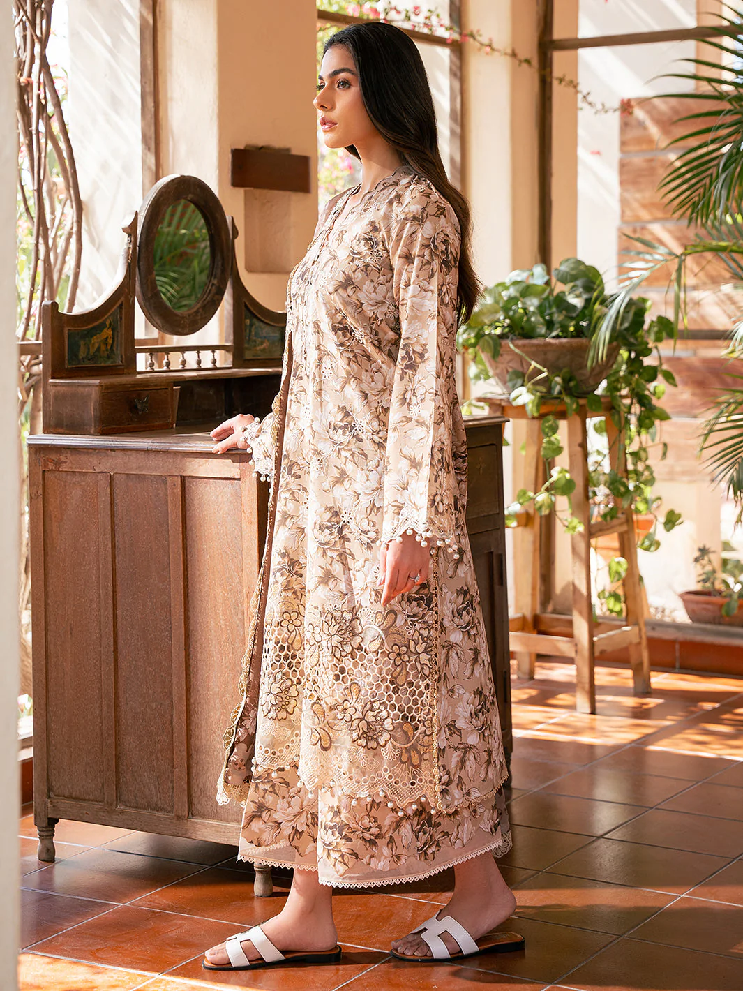 Hazel Printed Embroidered Lawn - Image 3