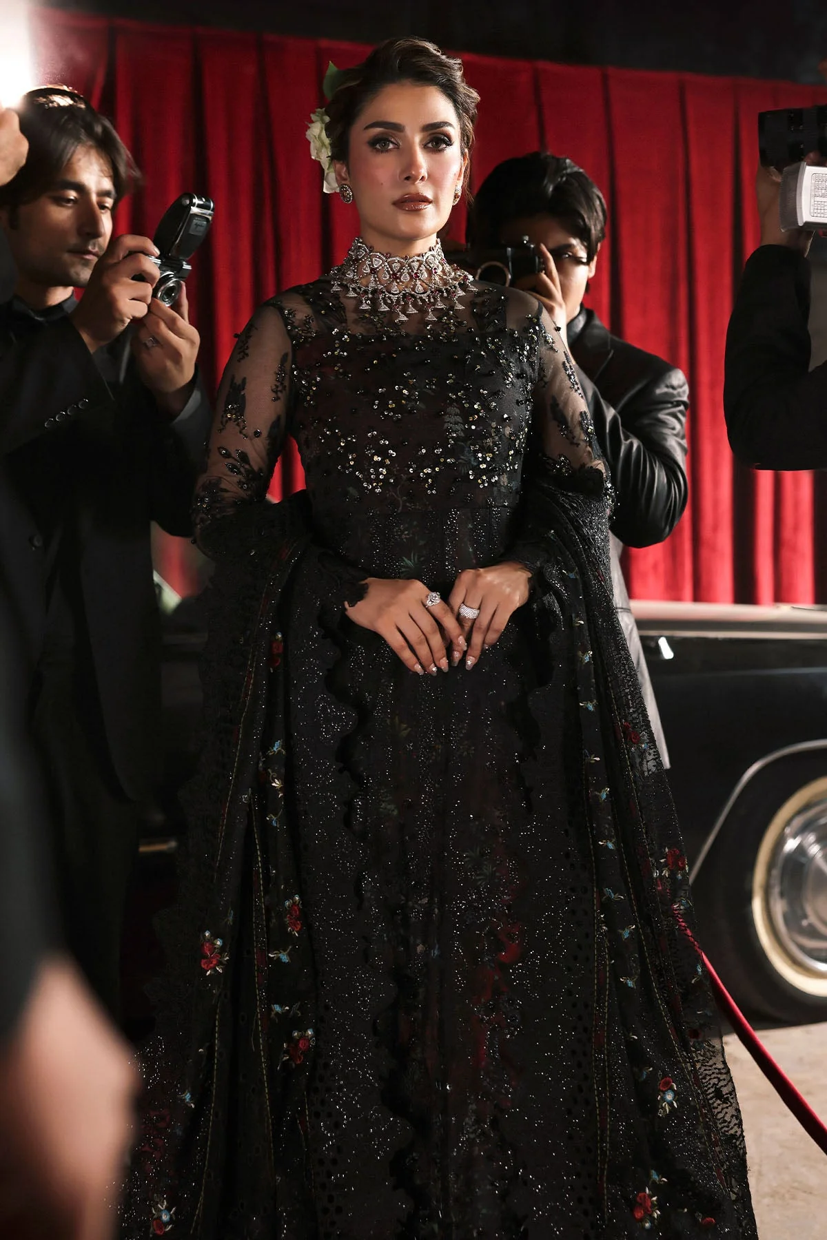 Jhoomro Unstitched Luxury Ensemble - Image 8