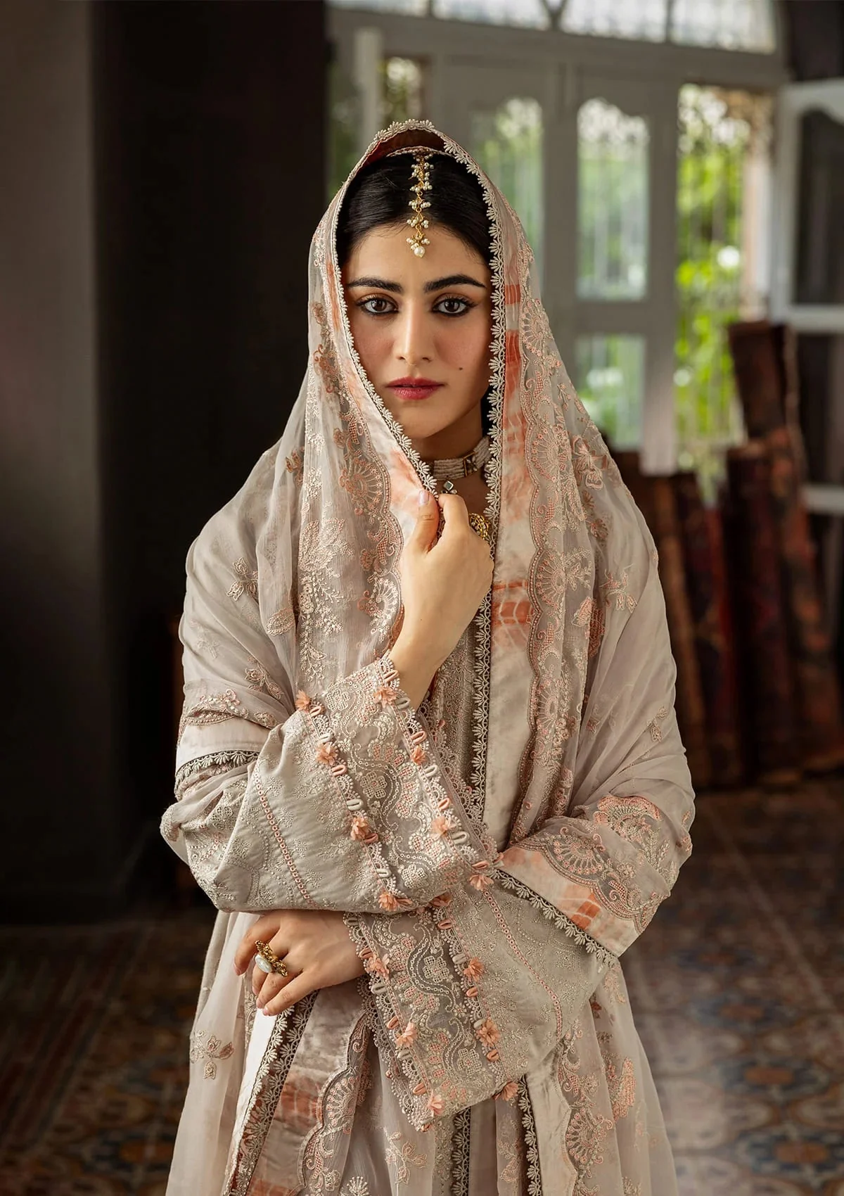 Karandi with Embroidered Chiffon - Image 8