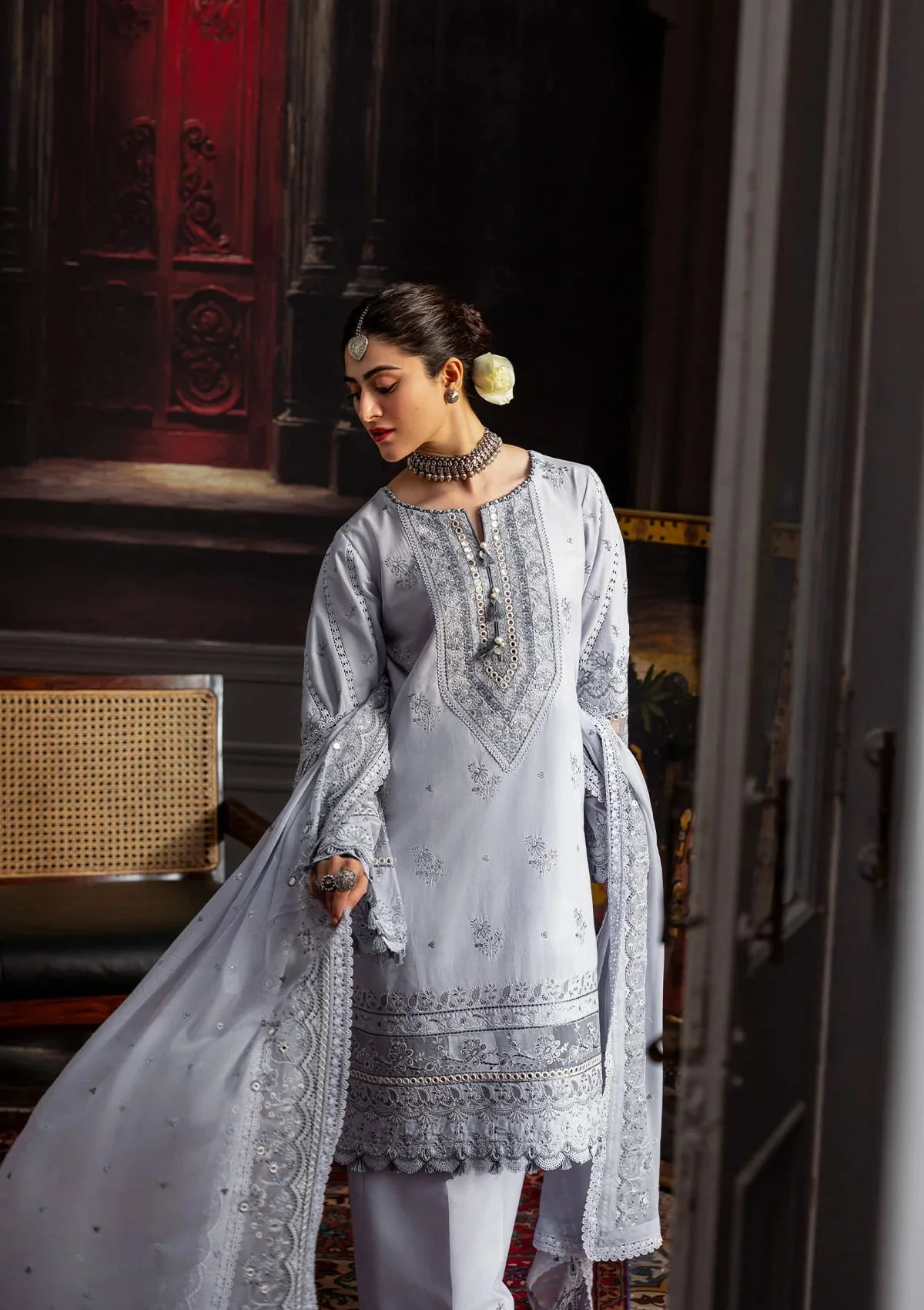 Karandi with Embroidered Chiffon - Image 5