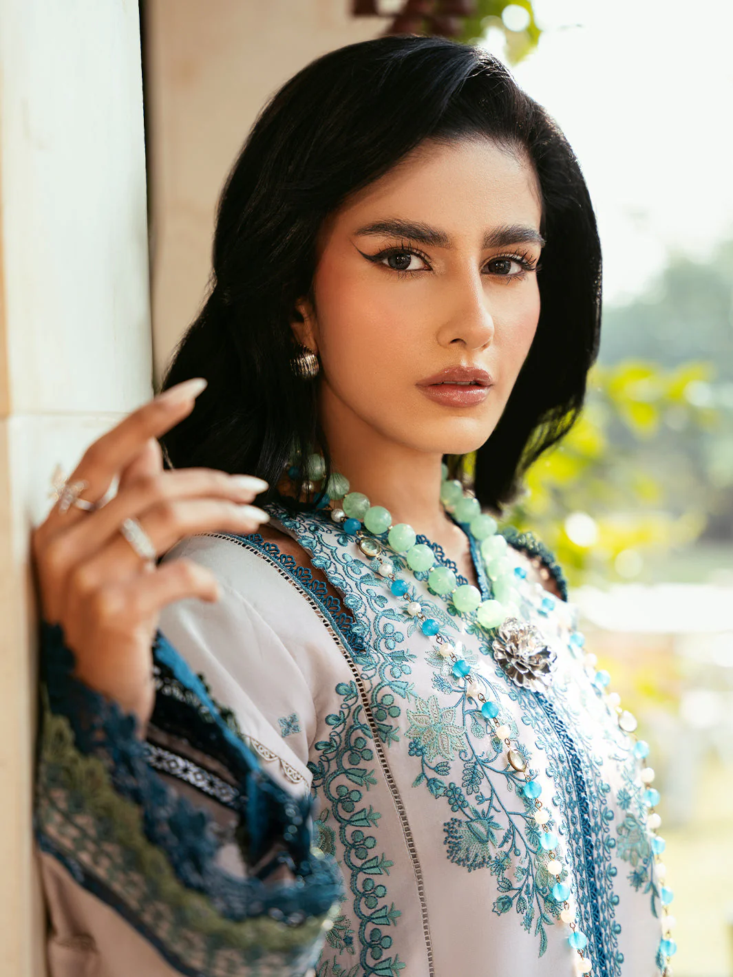 Kayra Embroidered Lawn - Image 5